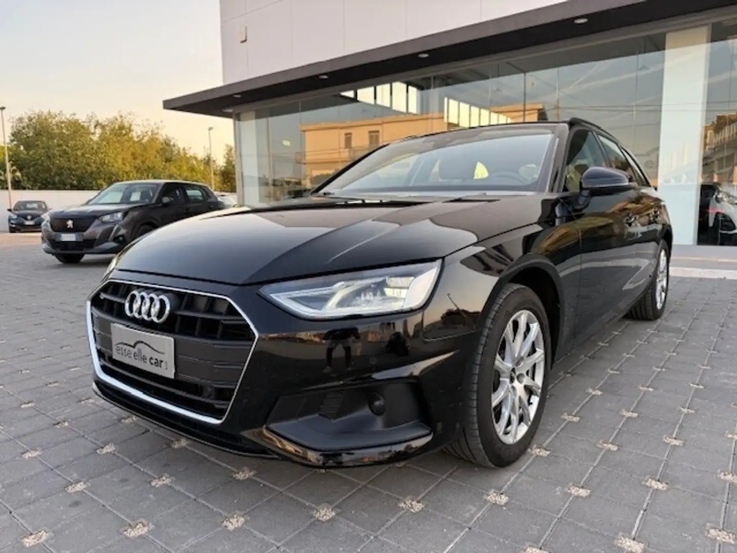 Audi A4 A4 Avant 30 TDI/136 CV S tronic Business 2022 Nero - 1
