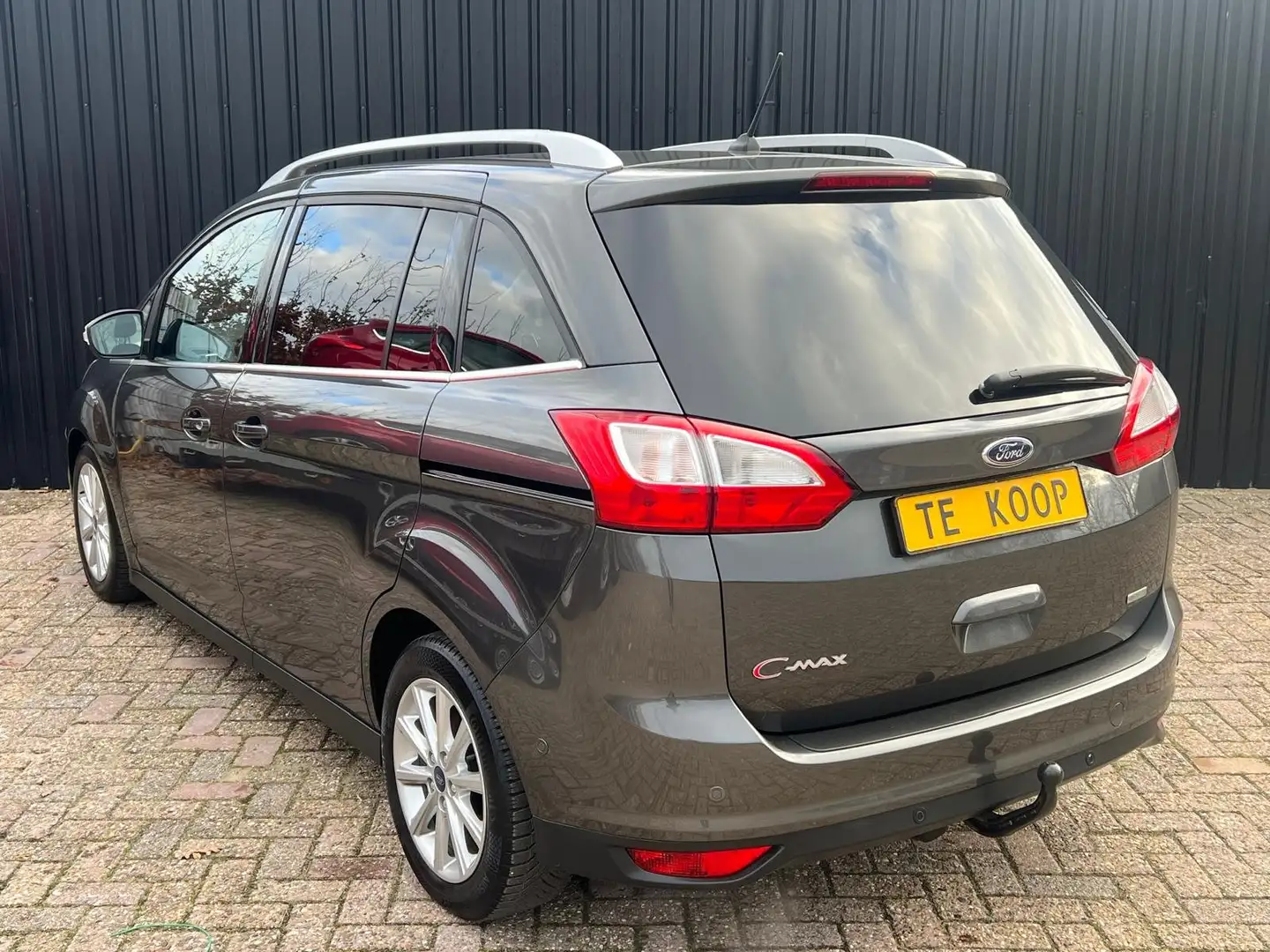 Ford C-Max 1.0 EcoBoost | Titanium | Trekhaak | Clima | Grijs - 2