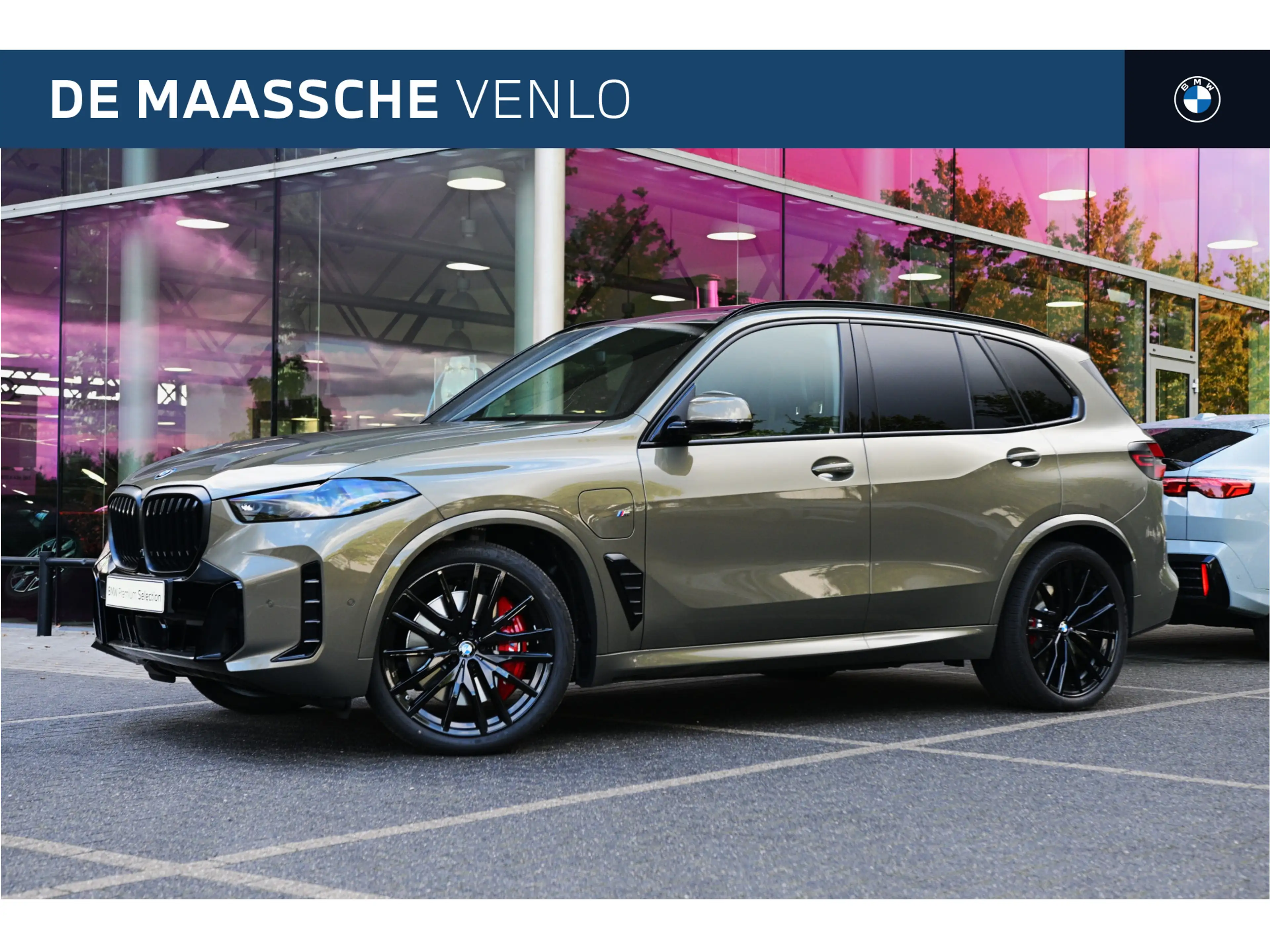 BMW X5 xDrive50e M Sport Automaat / Panoramadak Sky Loung