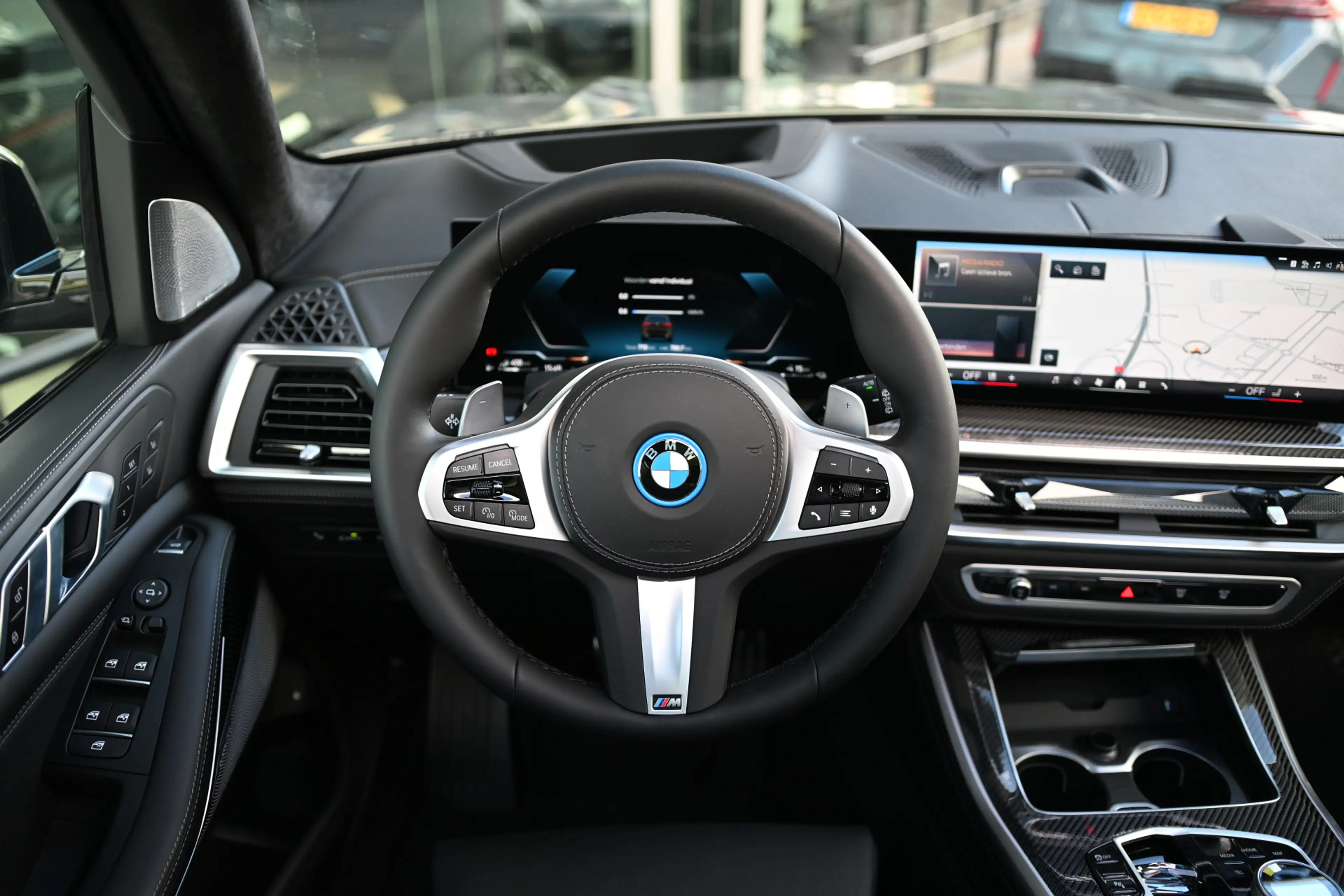 BMW X5 xDrive50e M Sport Automaat / Panoramadak Sky Loung — photo 14