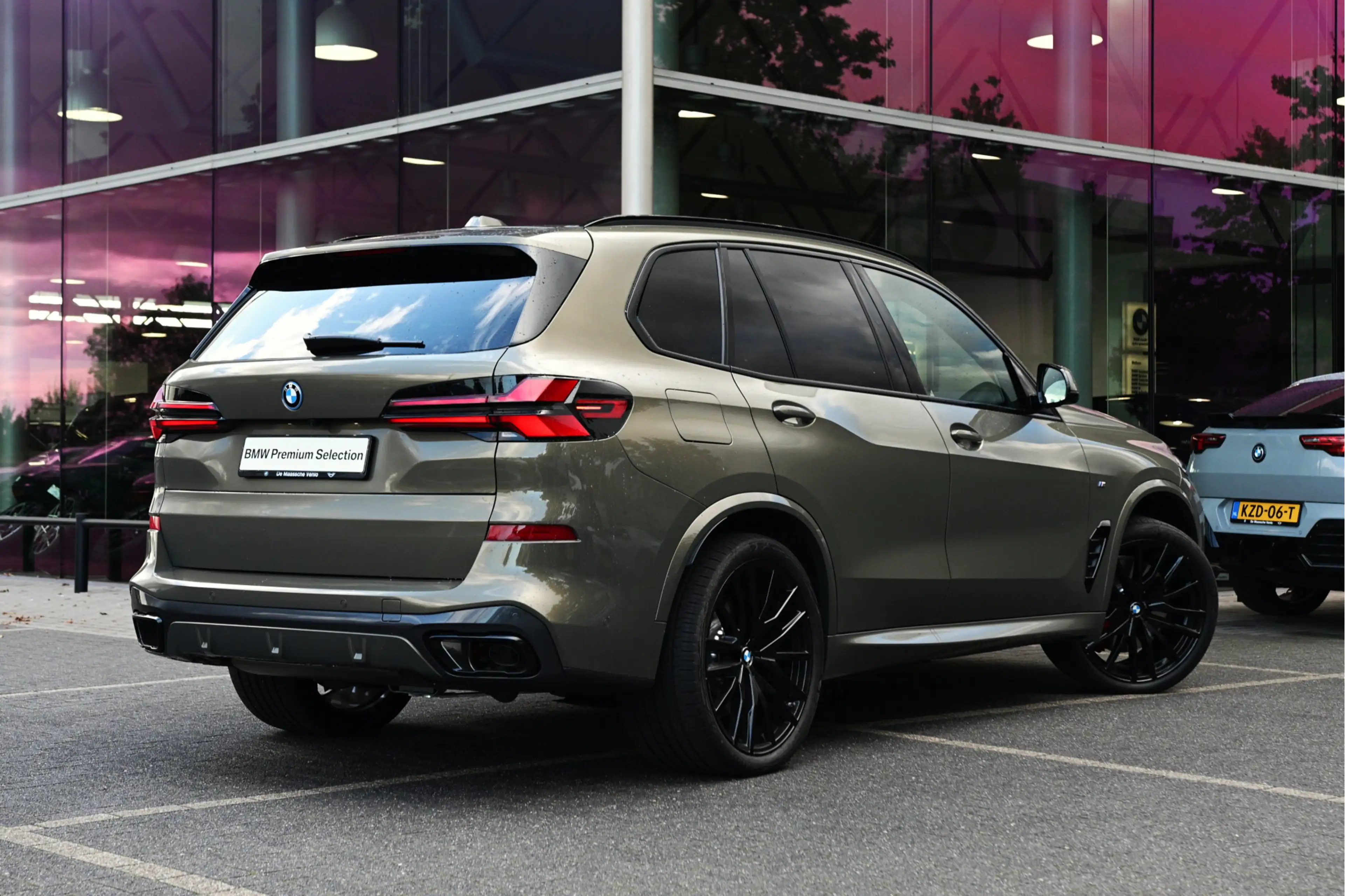 BMW X5 xDrive50e M Sport Automaat / Panoramadak Sky Loung — photo 2