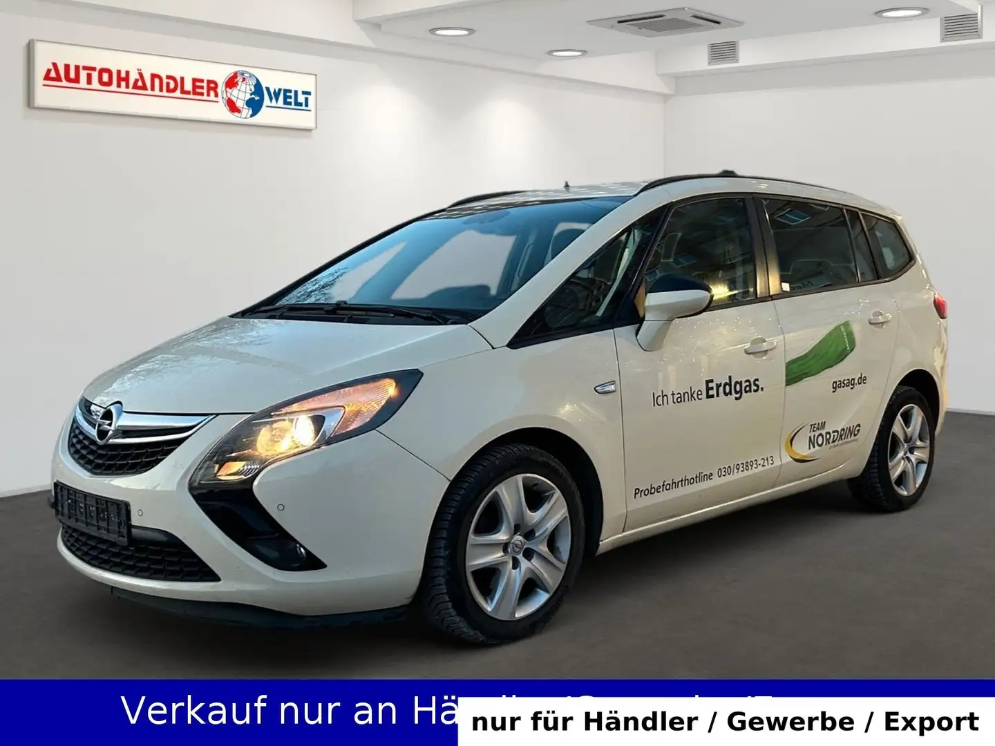 Opel Zafira Tourer 1.Hand 7-Sitzer Klima SHZ Navi PDC Weiß - 1