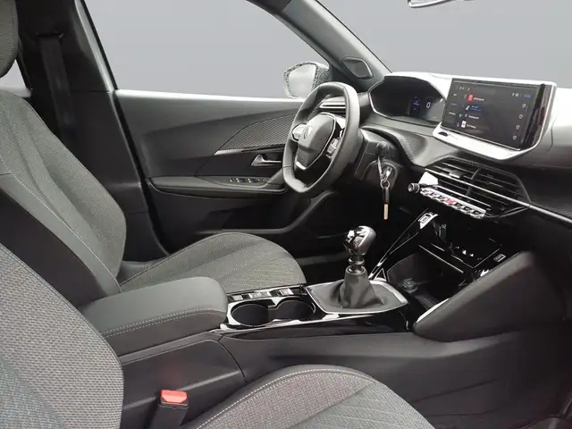Peugeot 2008 view 11