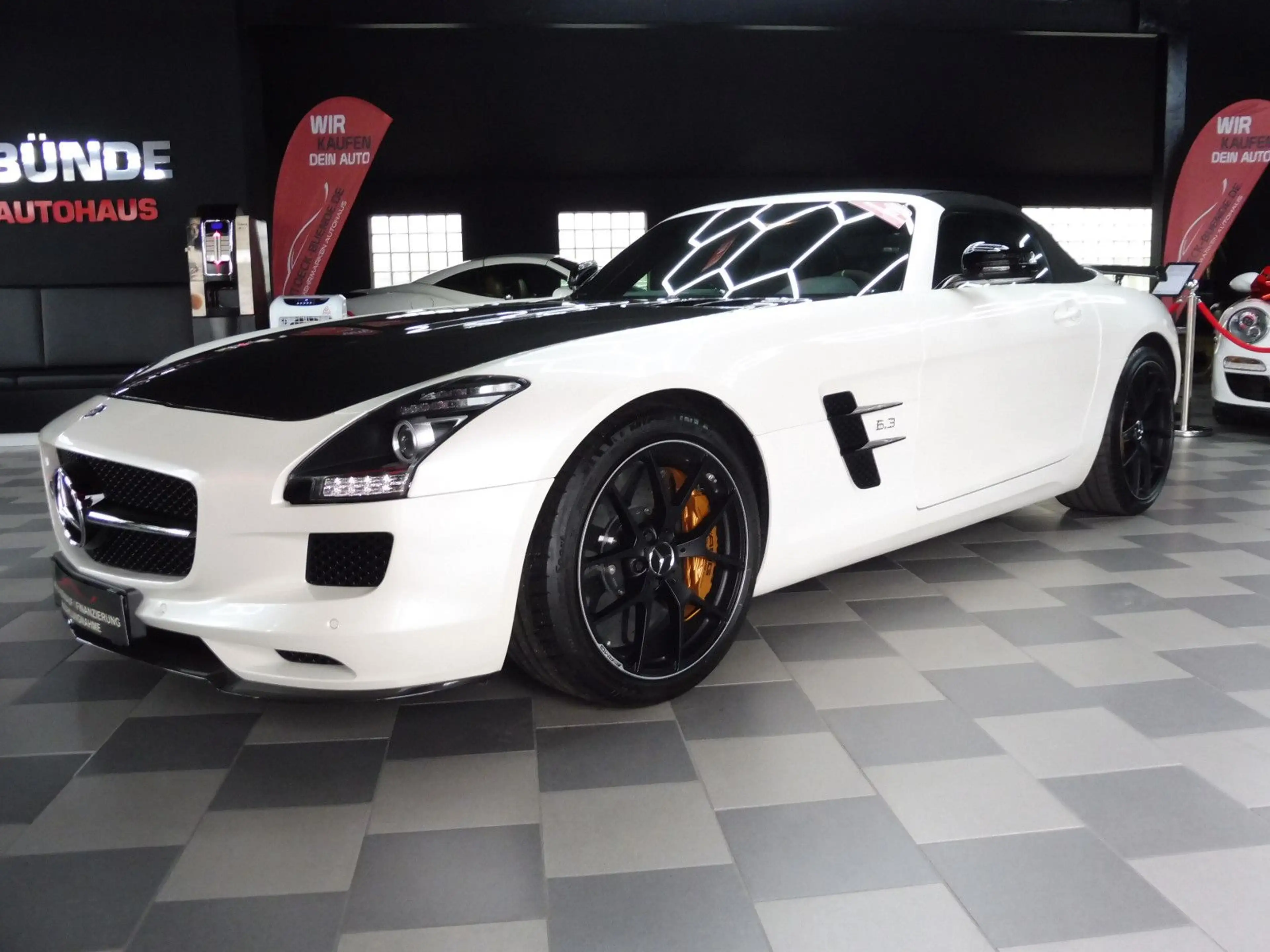 Mercedes-Benz SLS GT Roadster Final Edition — photo 2