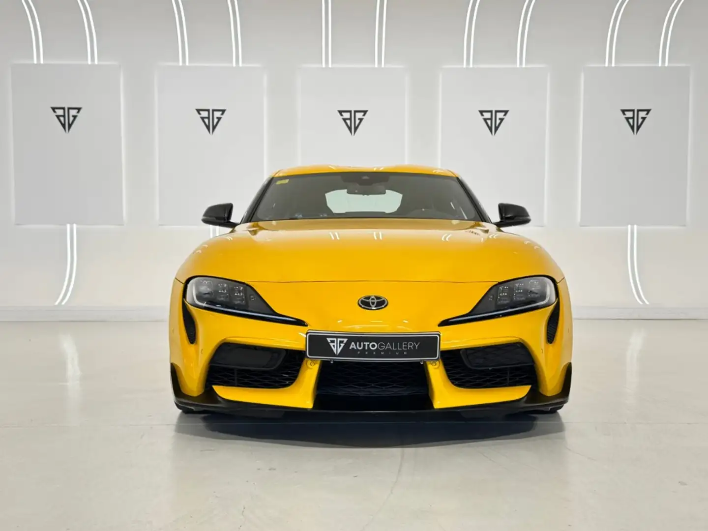 Toyota Supra GR 3.0 Luxury Jaune - 2