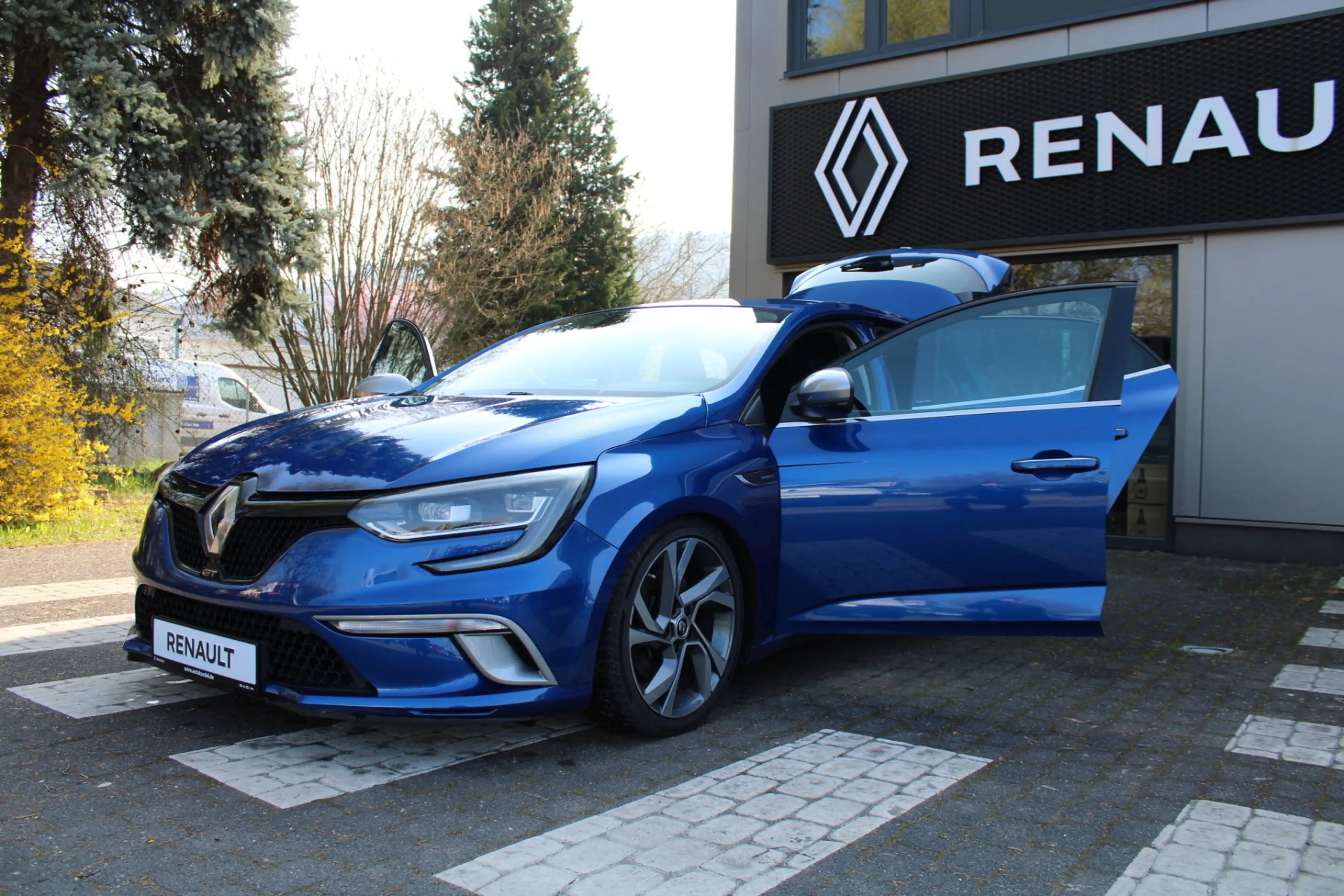 Renault Megane GT — photo 3