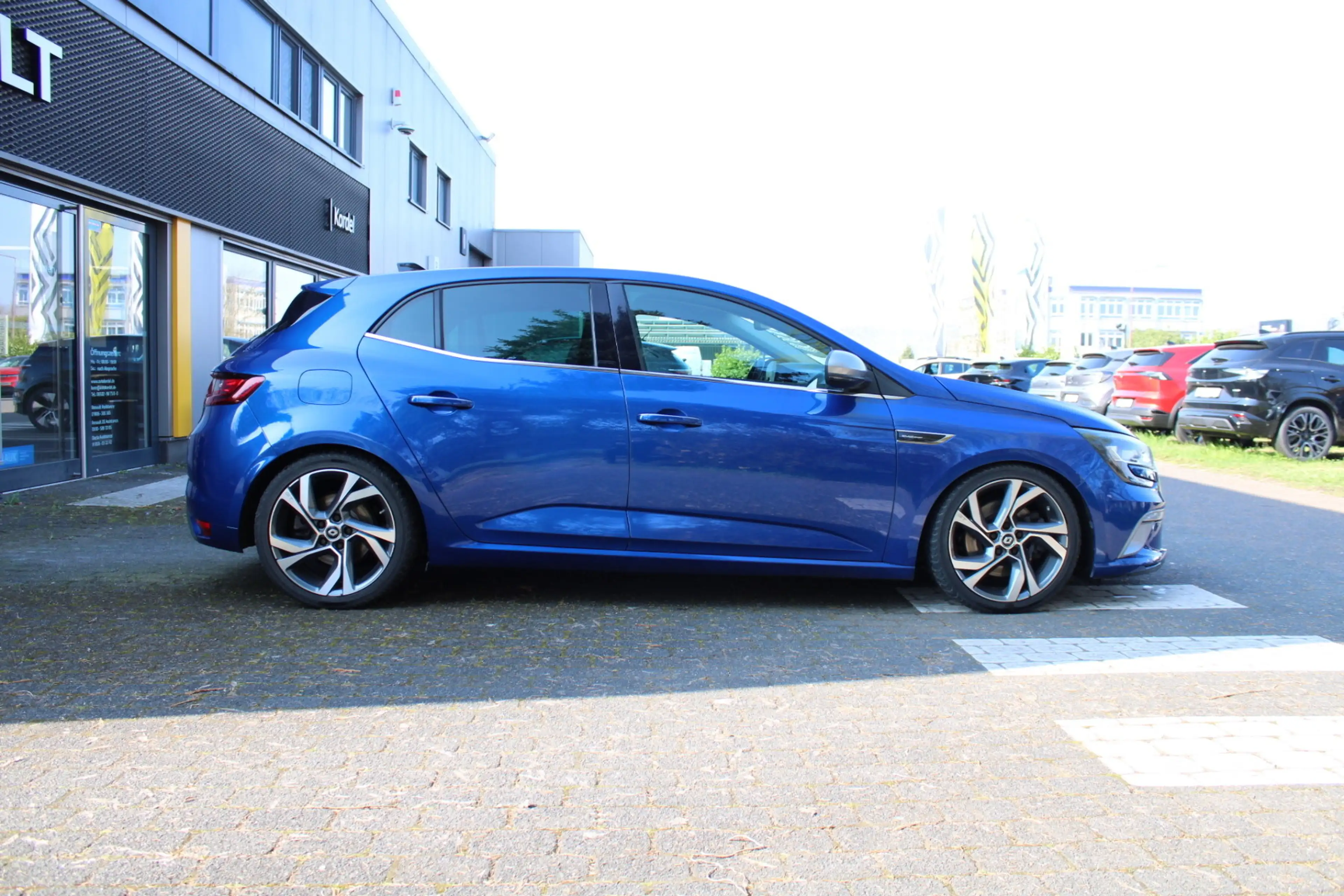 Renault Megane GT — photo 6