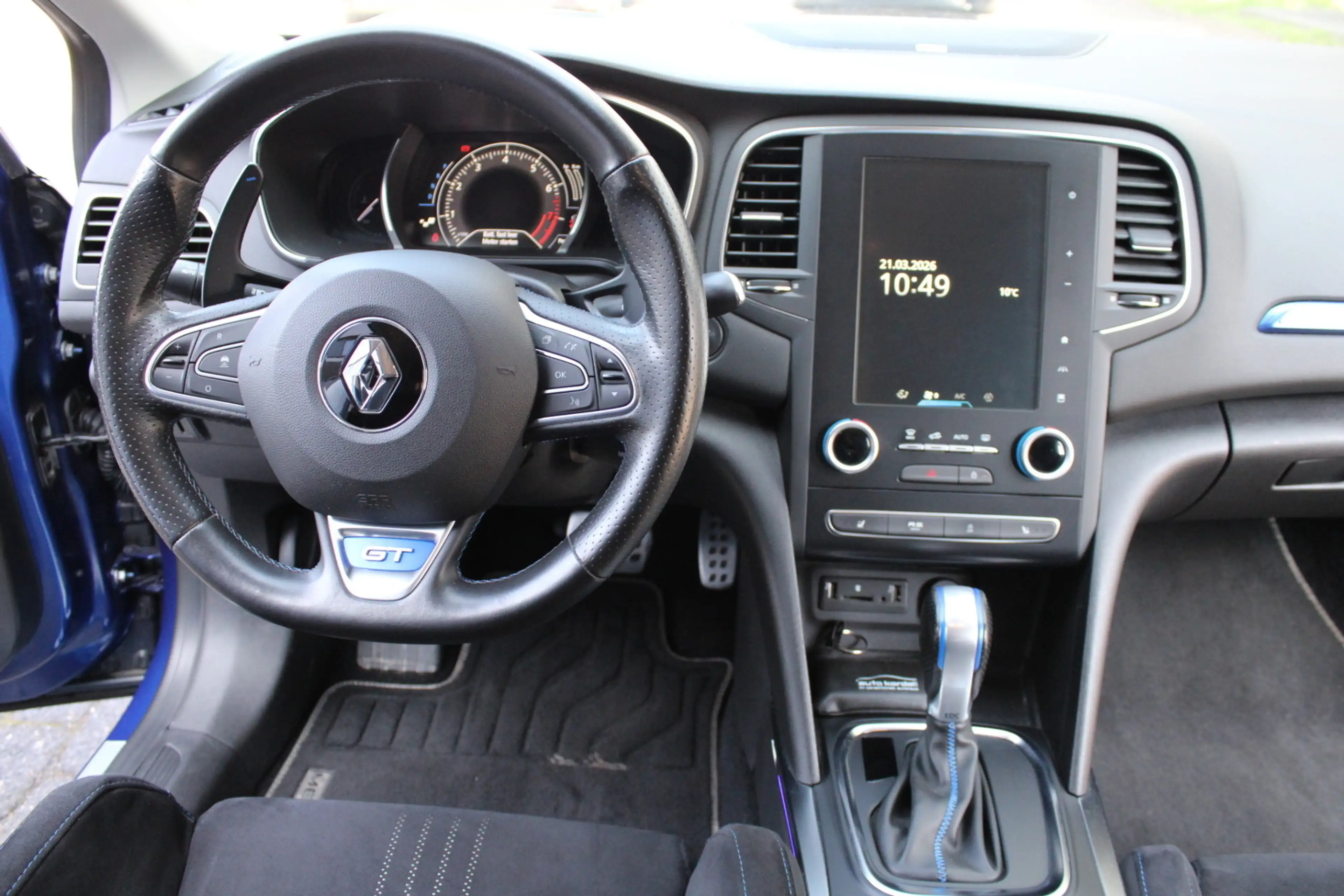 Renault Megane GT — photo 15