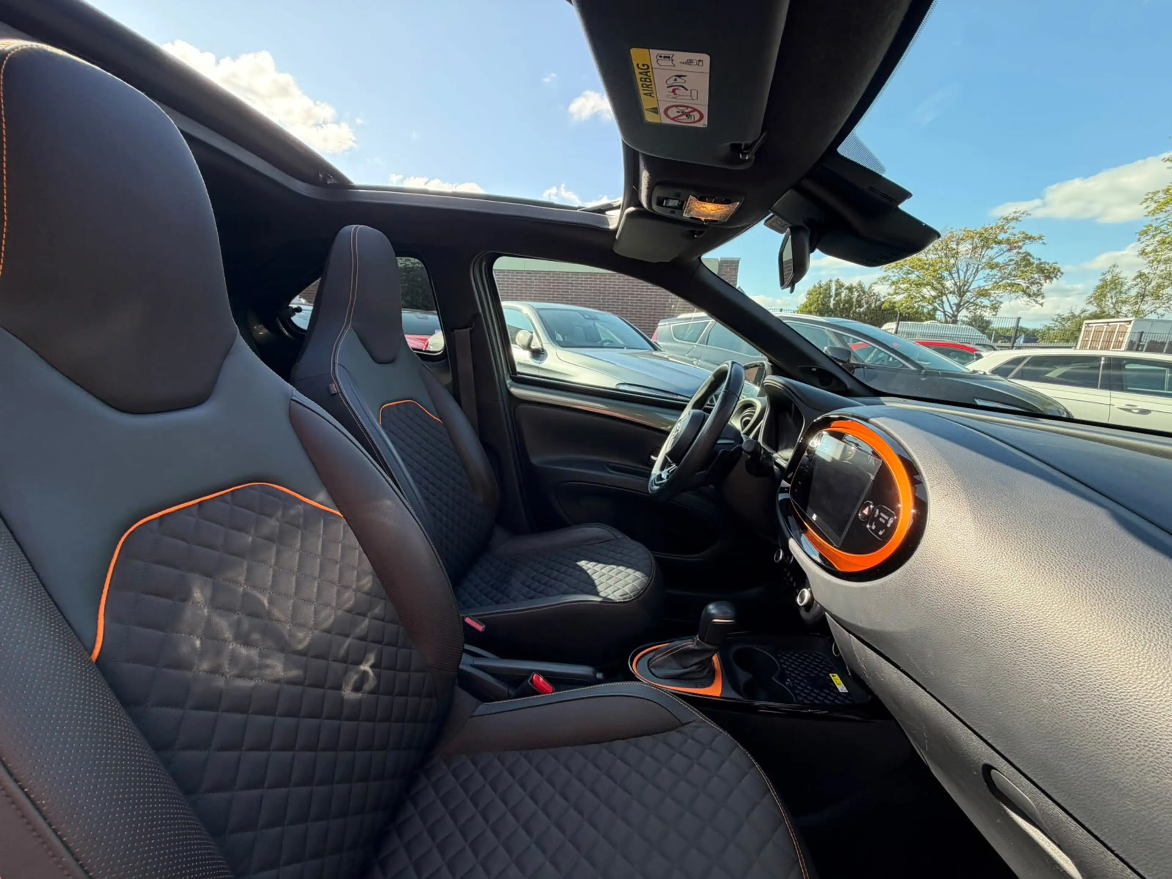 Toyota Aygo X 1.0 VVT-i LIMITED - CABRIO - JBL - ACC - CARPLAY - — photo 9