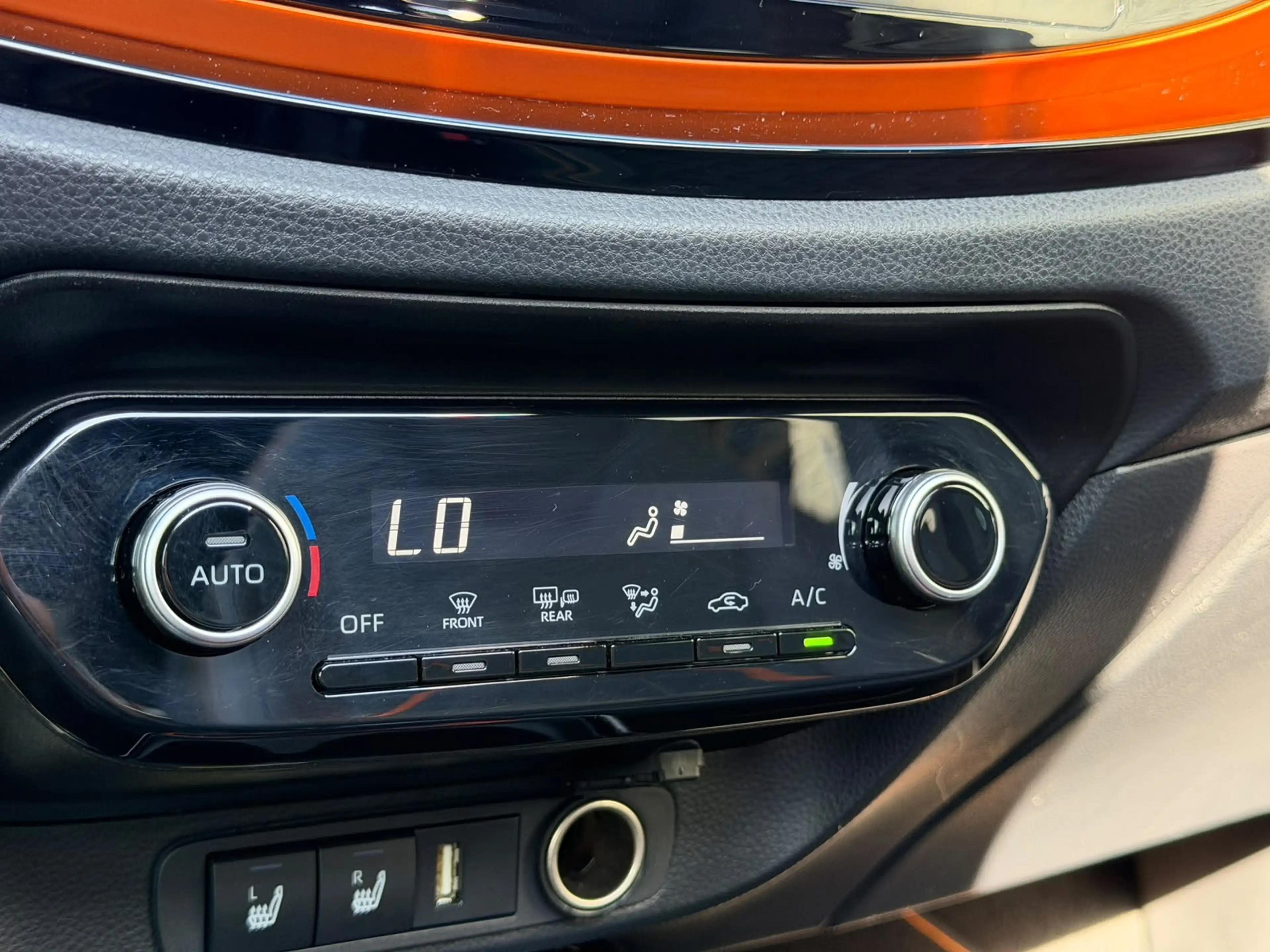 Toyota Aygo X 1.0 VVT-i LIMITED - CABRIO - JBL - ACC - CARPLAY - — photo 8