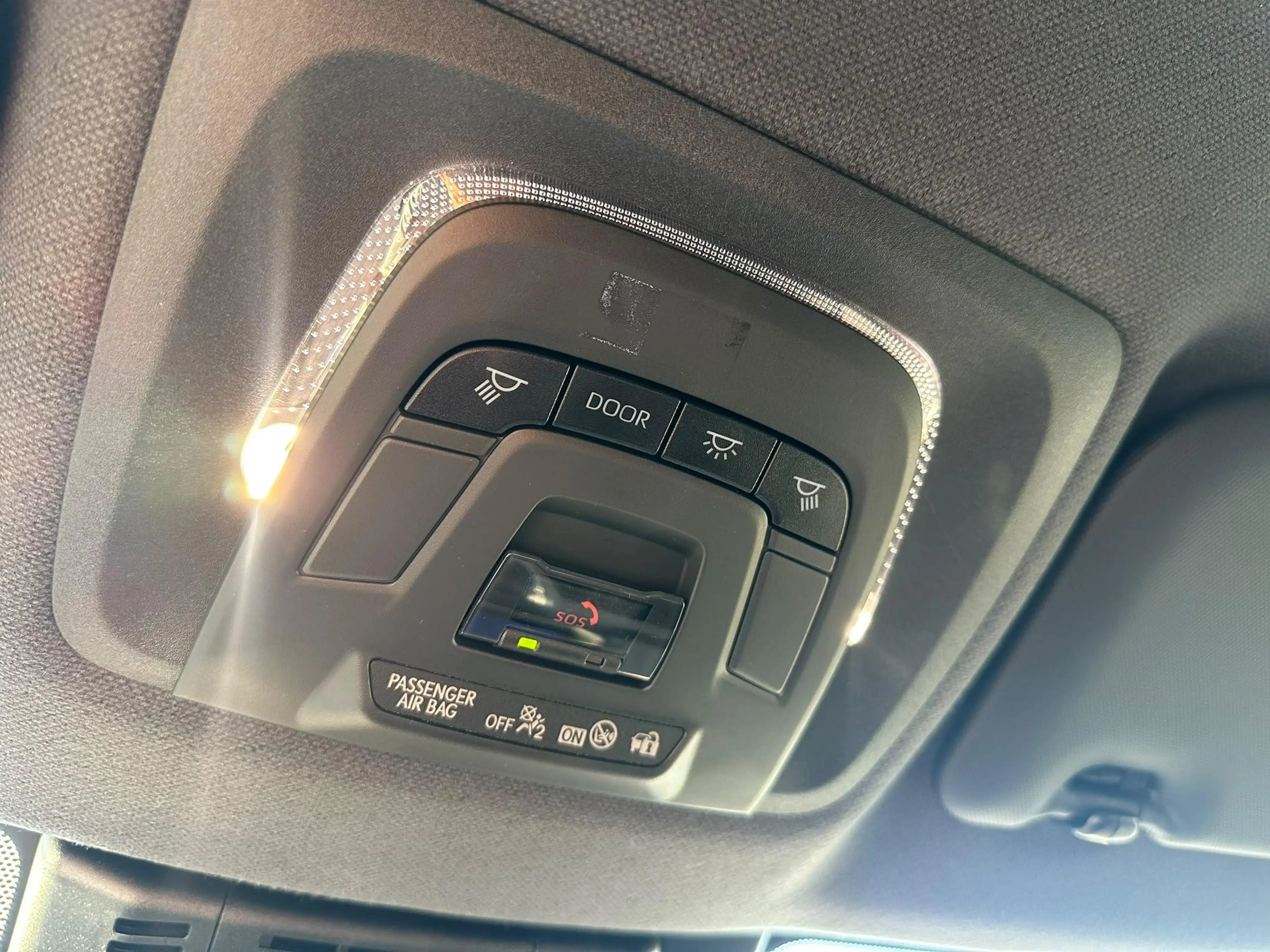 Toyota C-HR 2.0 Plug-in Hybrid 220 Executive — photo 14
