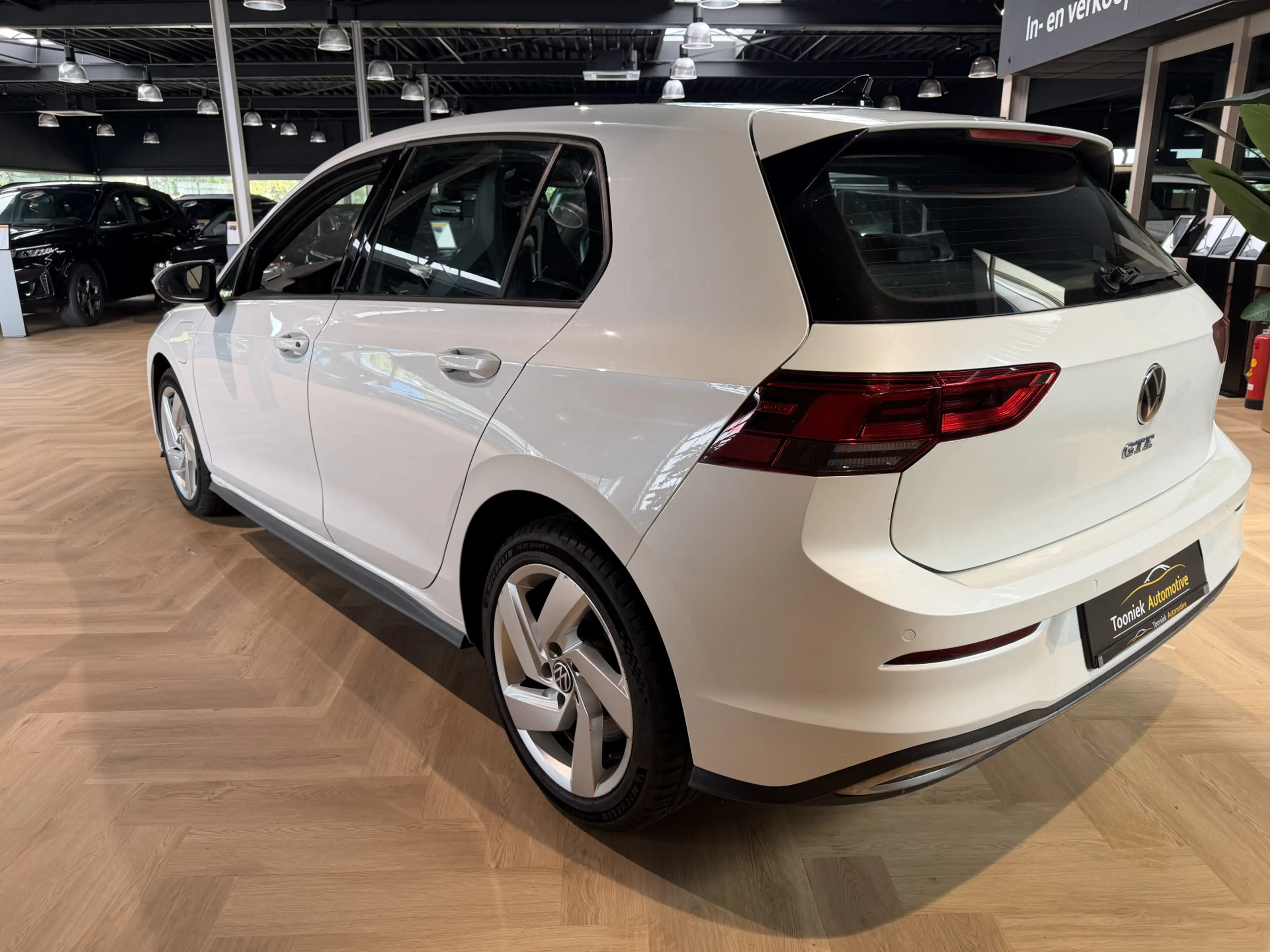 Volkswagen Golf GTE 1.4 eHybrid PANORAMADAK | SPECIALE BEKLEDING | MEM — photo 5