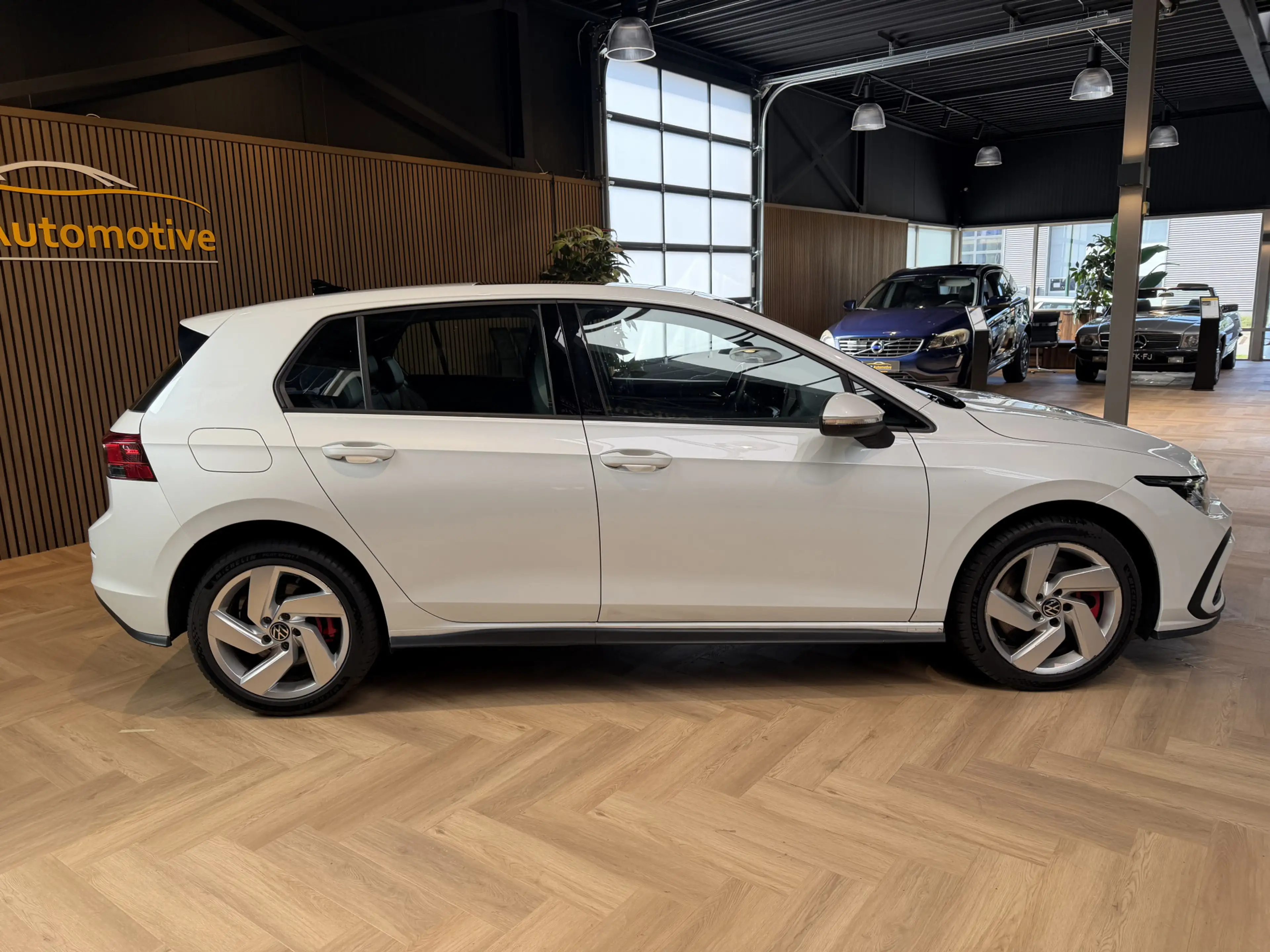 Volkswagen Golf GTE 1.4 eHybrid PANORAMADAK | SPECIALE BEKLEDING | MEM — photo 2