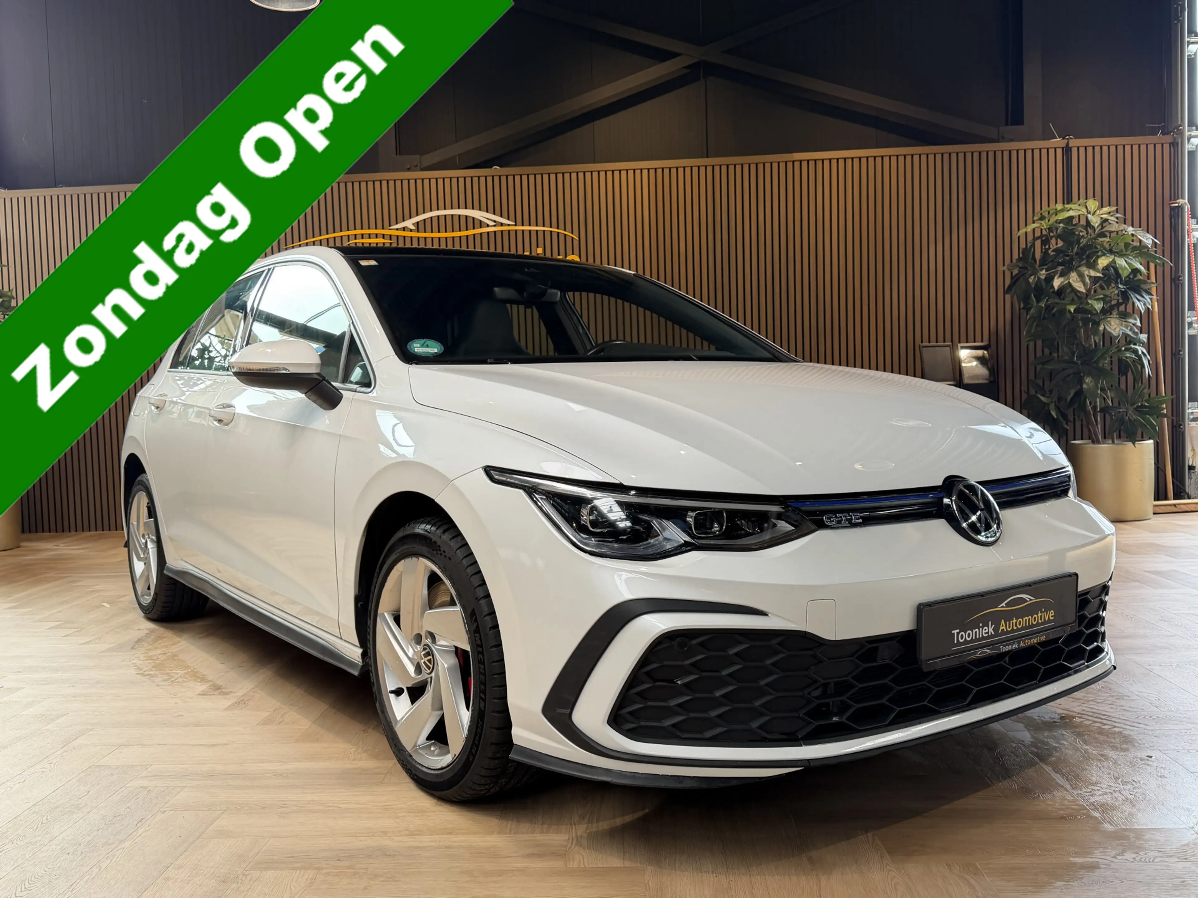 Volkswagen Golf GTE 1.4 eHybrid PANORAMADAK | SPECIALE BEKLEDING | MEM