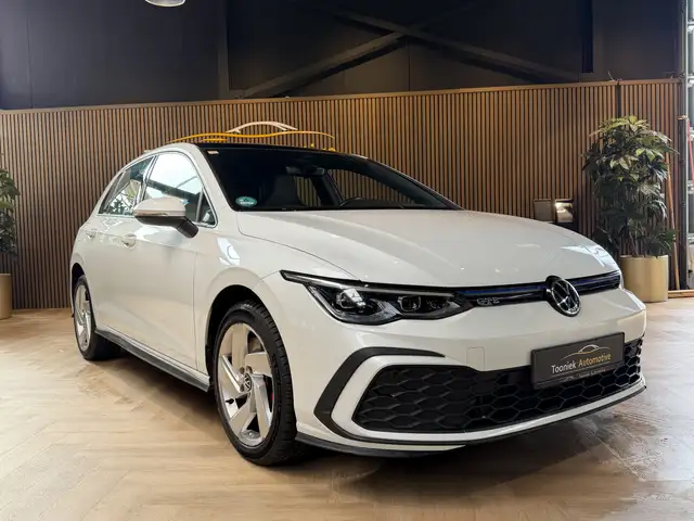 Volkswagen Golf GTE 1.4 eHybrid PANORAMADAK | SPECIALE BEKLEDING | MEM