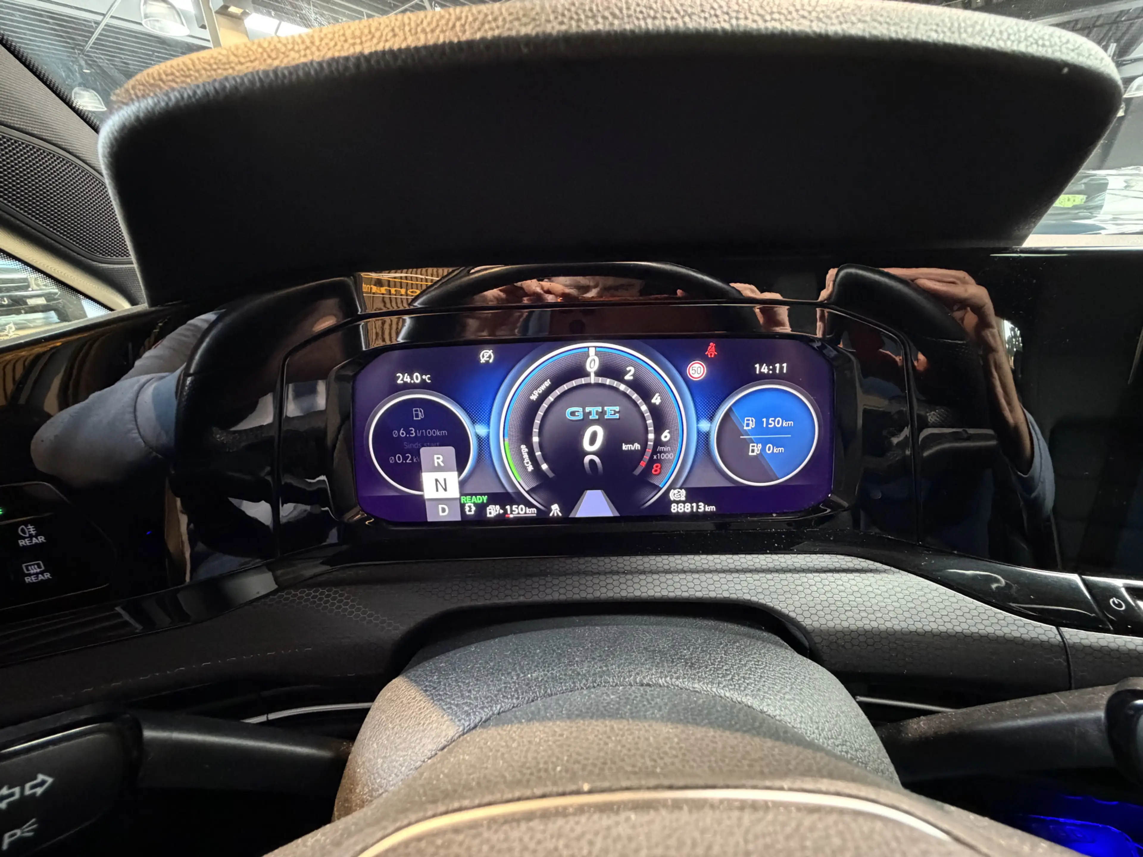 Volkswagen Golf GTE 1.4 eHybrid PANORAMADAK | SPECIALE BEKLEDING | MEM — photo 27