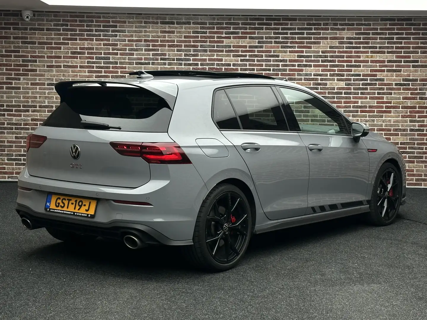 Volkswagen Golf GTI 2.0 TSI ClubSport Panorama Camera Nardo Virtual Gris - 2