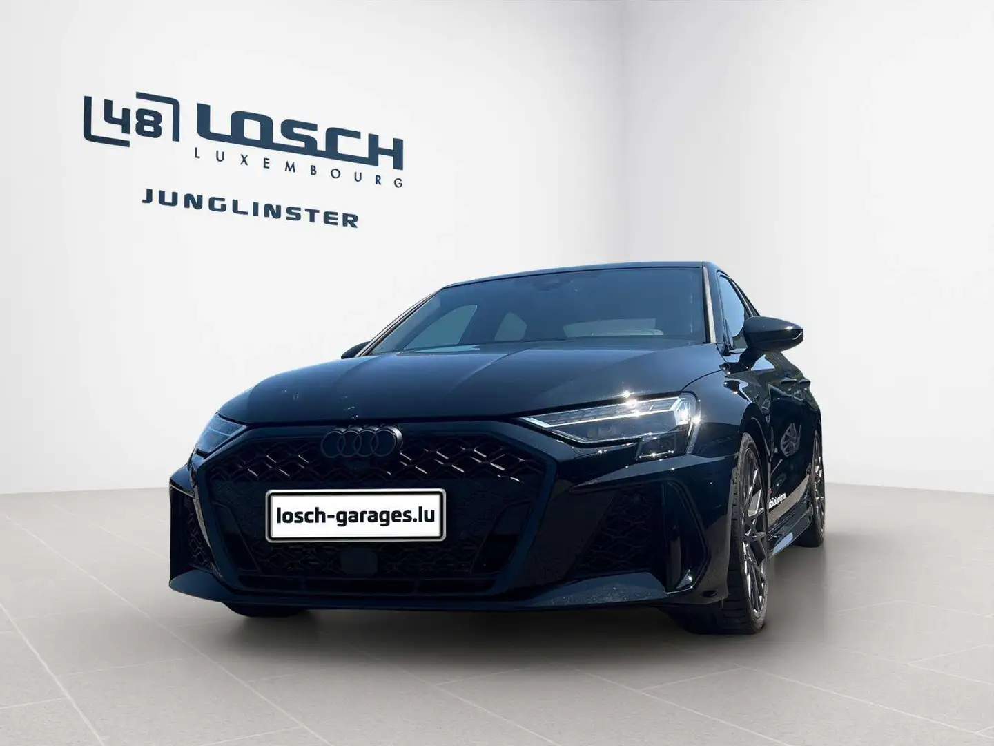 Audi RS3 Limousine TFSI Zwart - 2