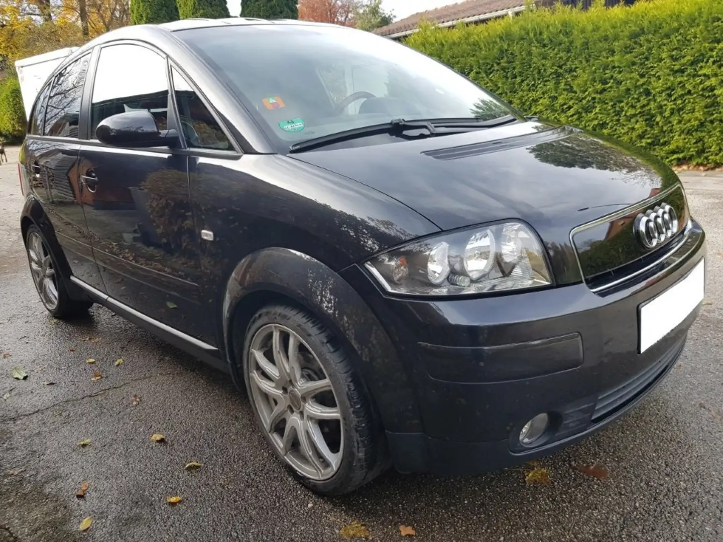 Audi A2 A2 1.4 TDI Leder Sitzheizung AHK Scheckheft Schwarz - 2