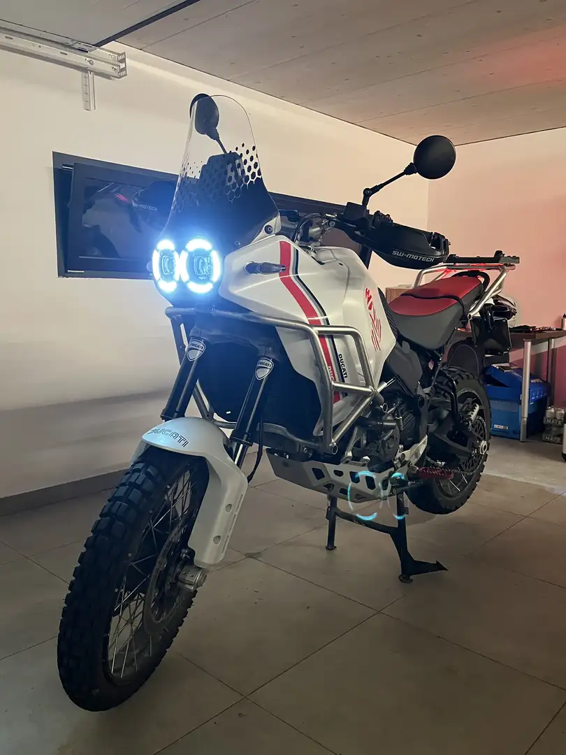 Ducati DesertX - 1