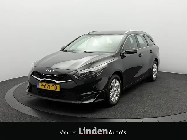 2022 Kia Ceed in Black for sale