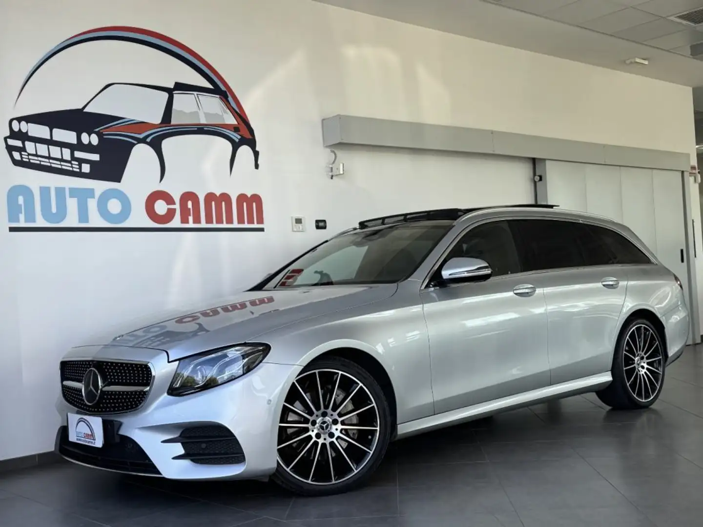 Mercedes-Benz E 220 d S.W. 4Matic Auto Premium Plus Tetto Apribile Zilver - 1