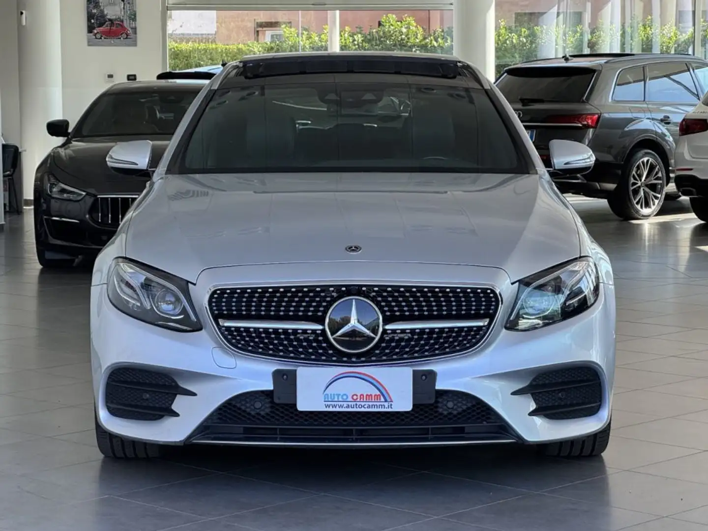 Mercedes-Benz E 220 d S.W. 4Matic Auto Premium Plus Tetto Apribile Zilver - 2