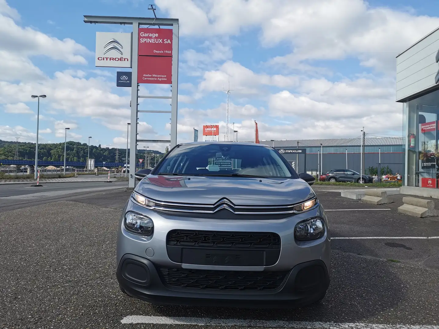 Citroen C3 C3 1.2 Turbo Feel Grijs - 2