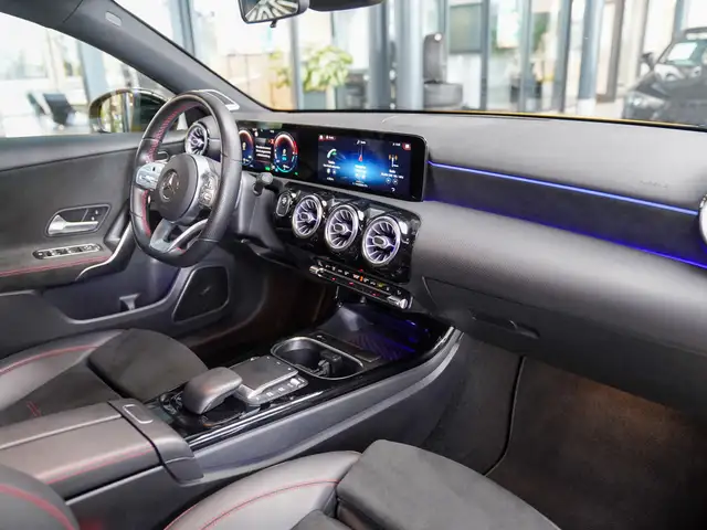 Mercedes-Benz A-Class view 10