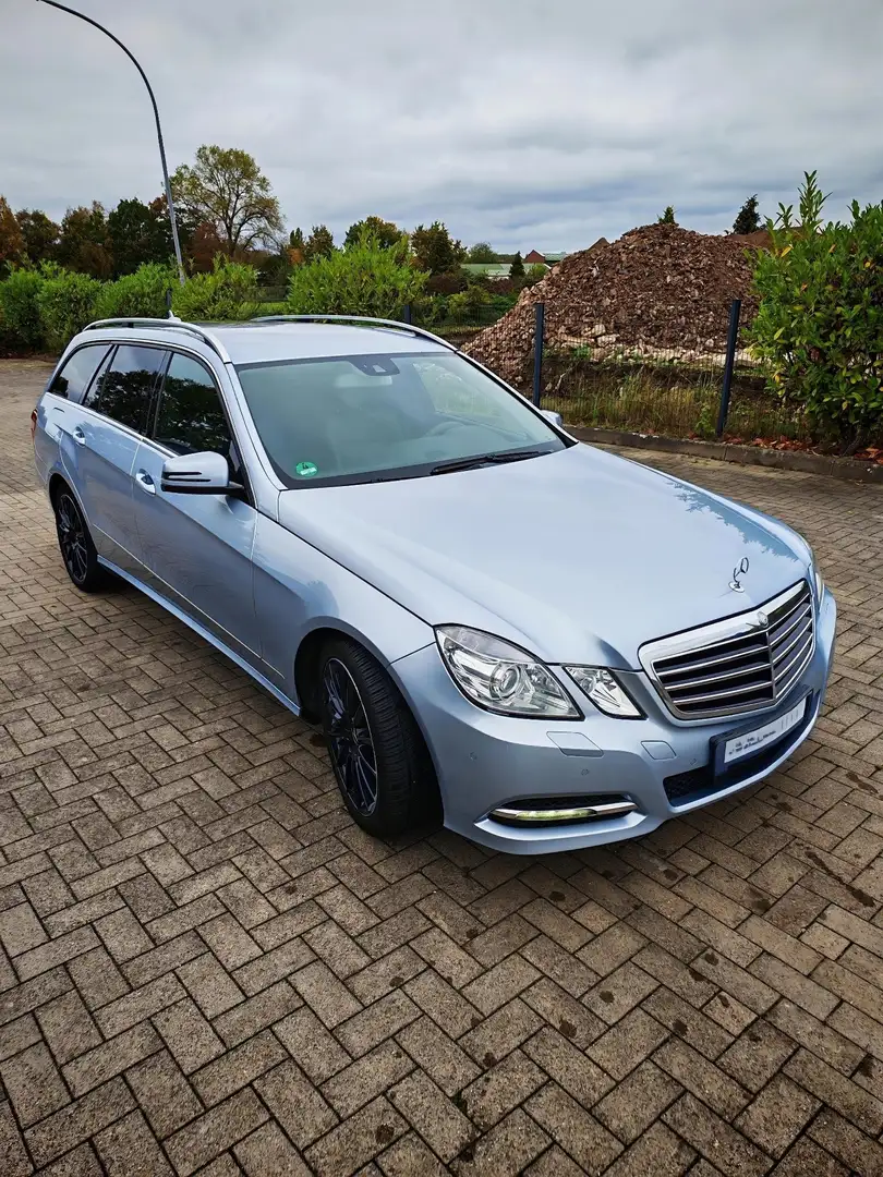 Mercedes-Benz E 220 T CDI 7G-TRONIC Grau - 1