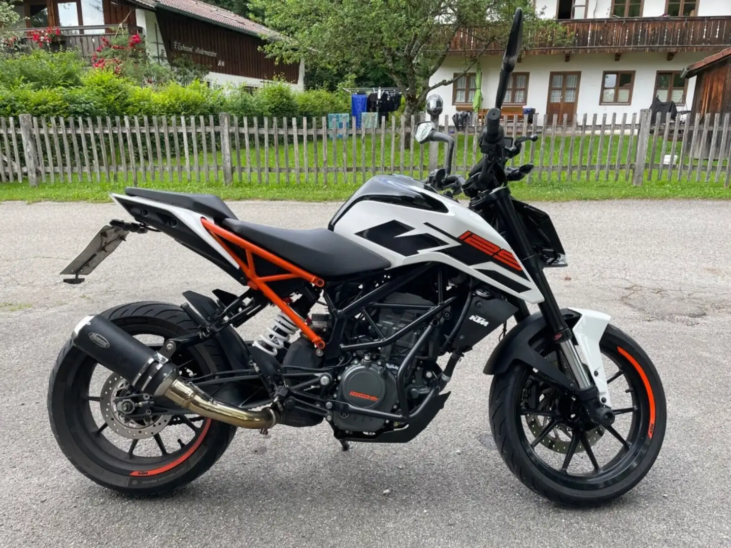 KTM 125 Duke Blanc - 2