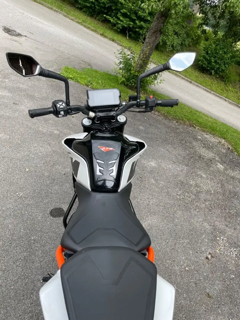 KTM 125 Duke Blanc - 1