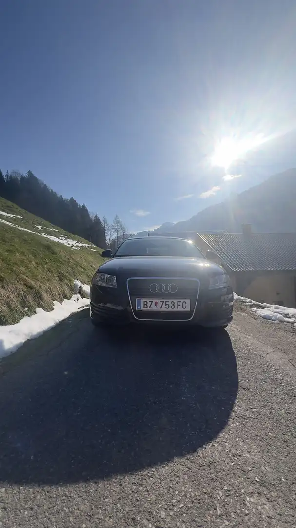 Audi A3 1.6 Attraction - 1