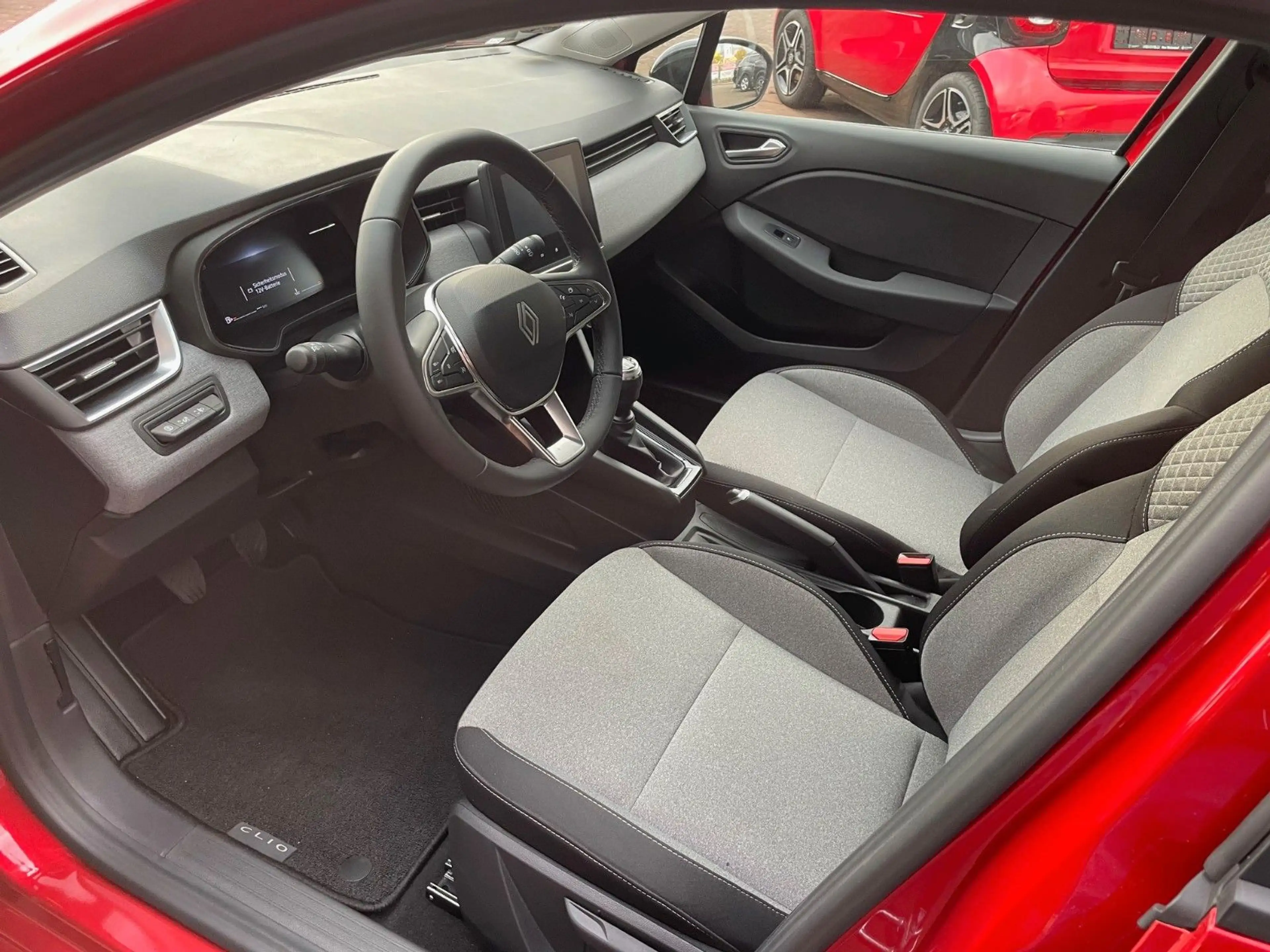 Renault Clio V Evolution inkl. Wartungsvertrag bis 2028 — photo 6