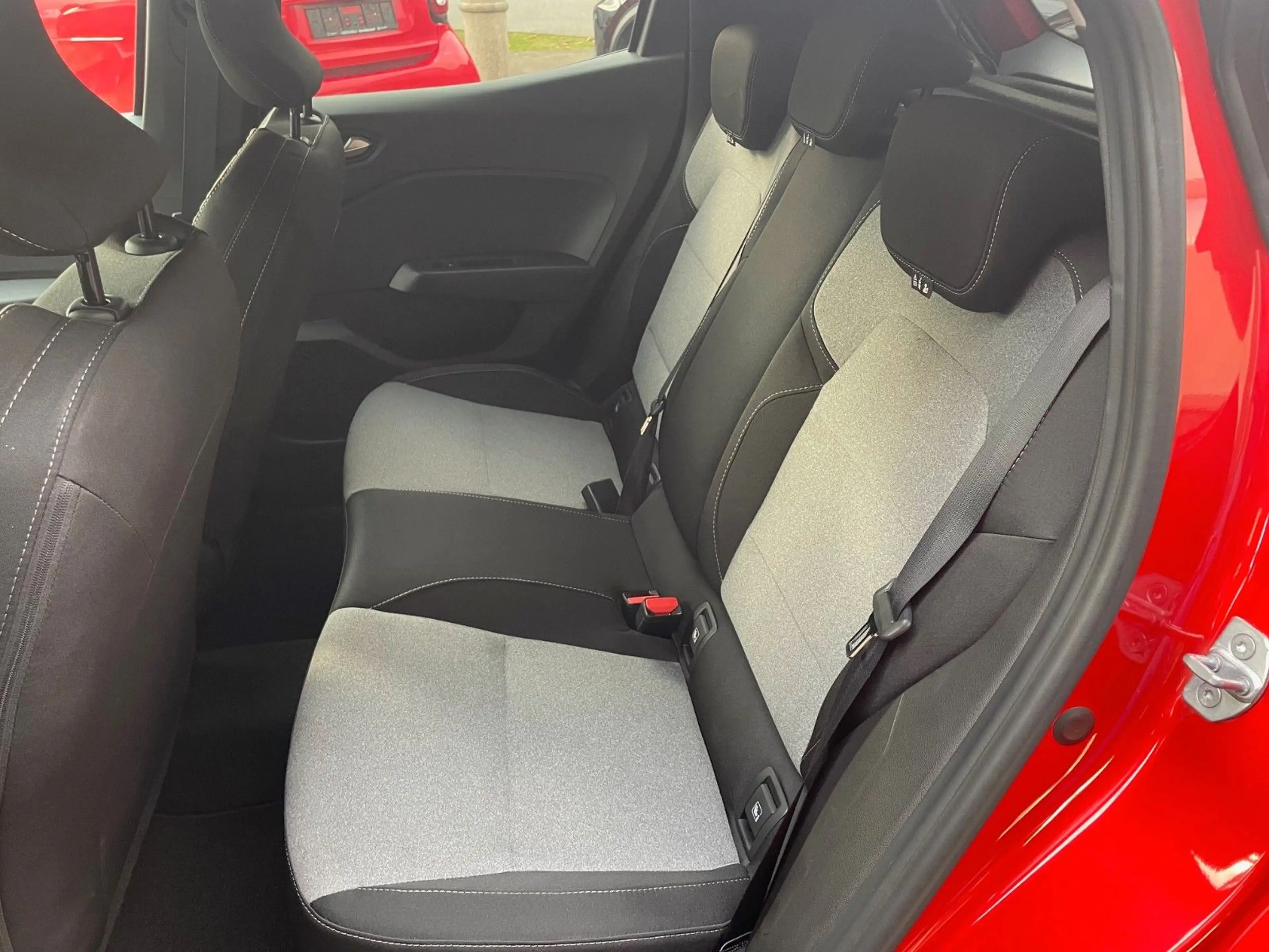 Renault Clio V Evolution inkl. Wartungsvertrag bis 2028 — photo 8