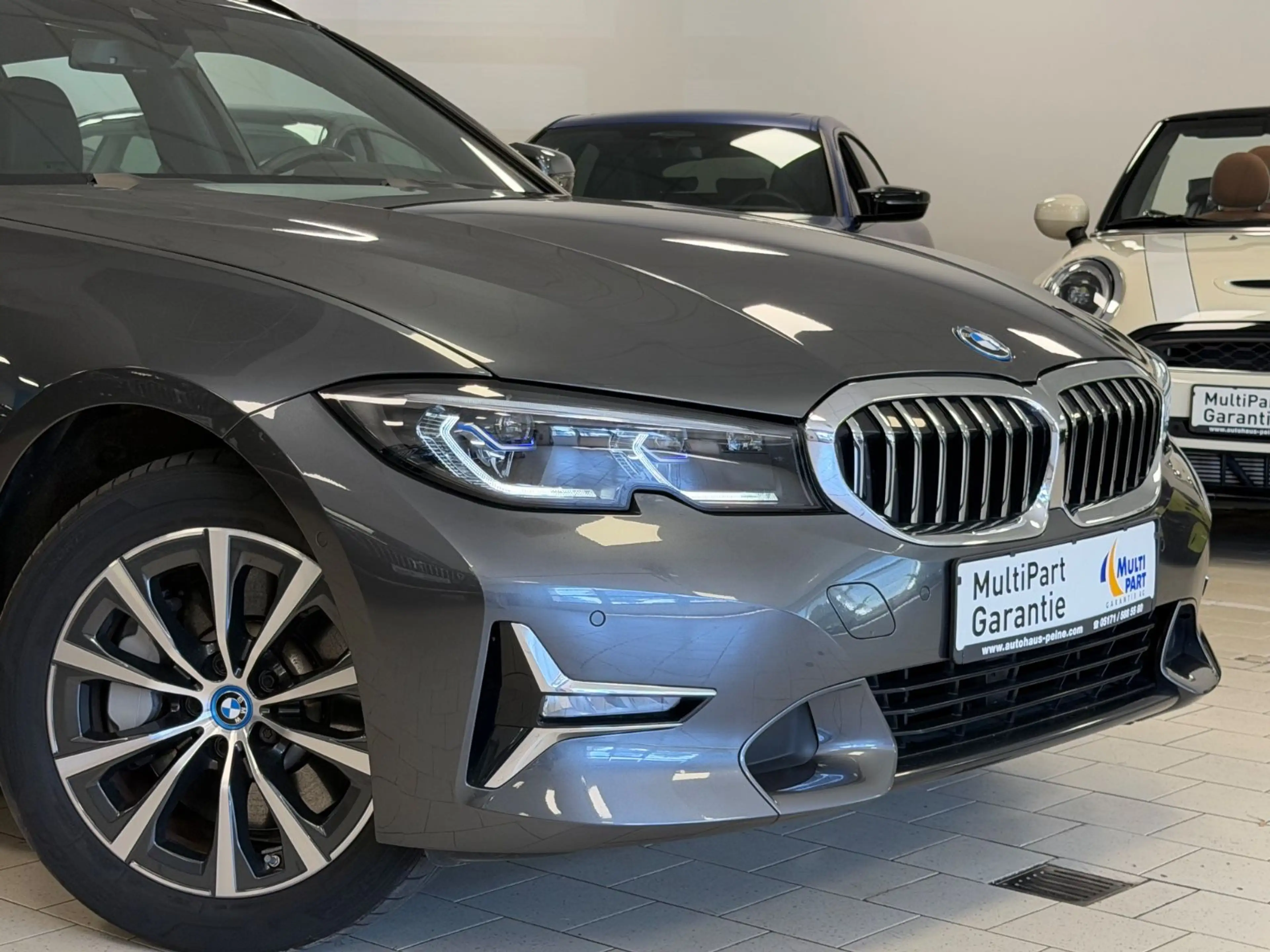 BMW 330 e xDr/Aut/SportSit/Panorama/Laser/KeyLes/HUD — photo 5