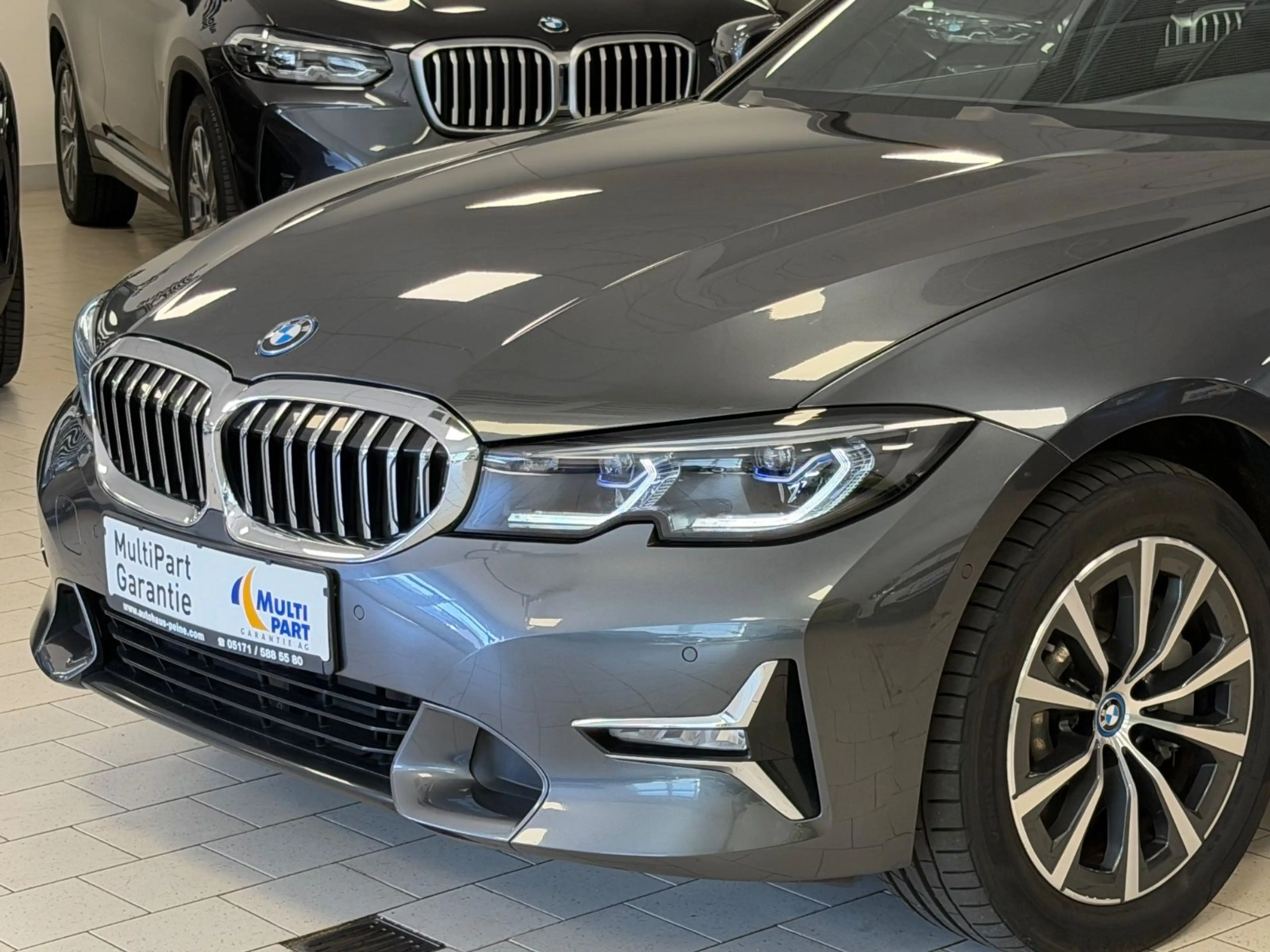 BMW 330 e xDr/Aut/SportSit/Panorama/Laser/KeyLes/HUD — photo 7