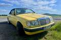Mercedes-Benz Baureihe 124 300 CE-24 Жовтий - thumbnail 4