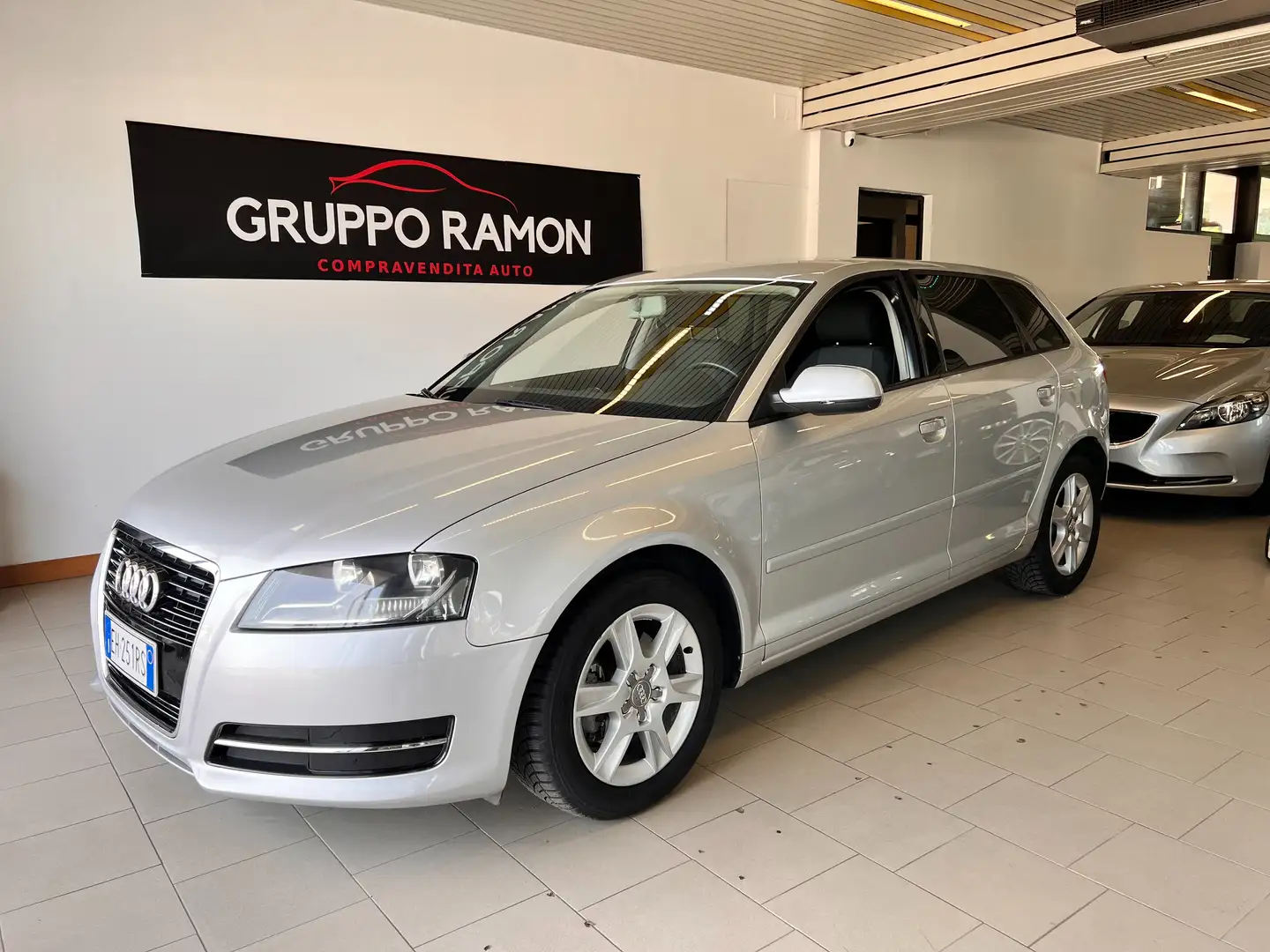 Audi A3 ambition Gris - 1