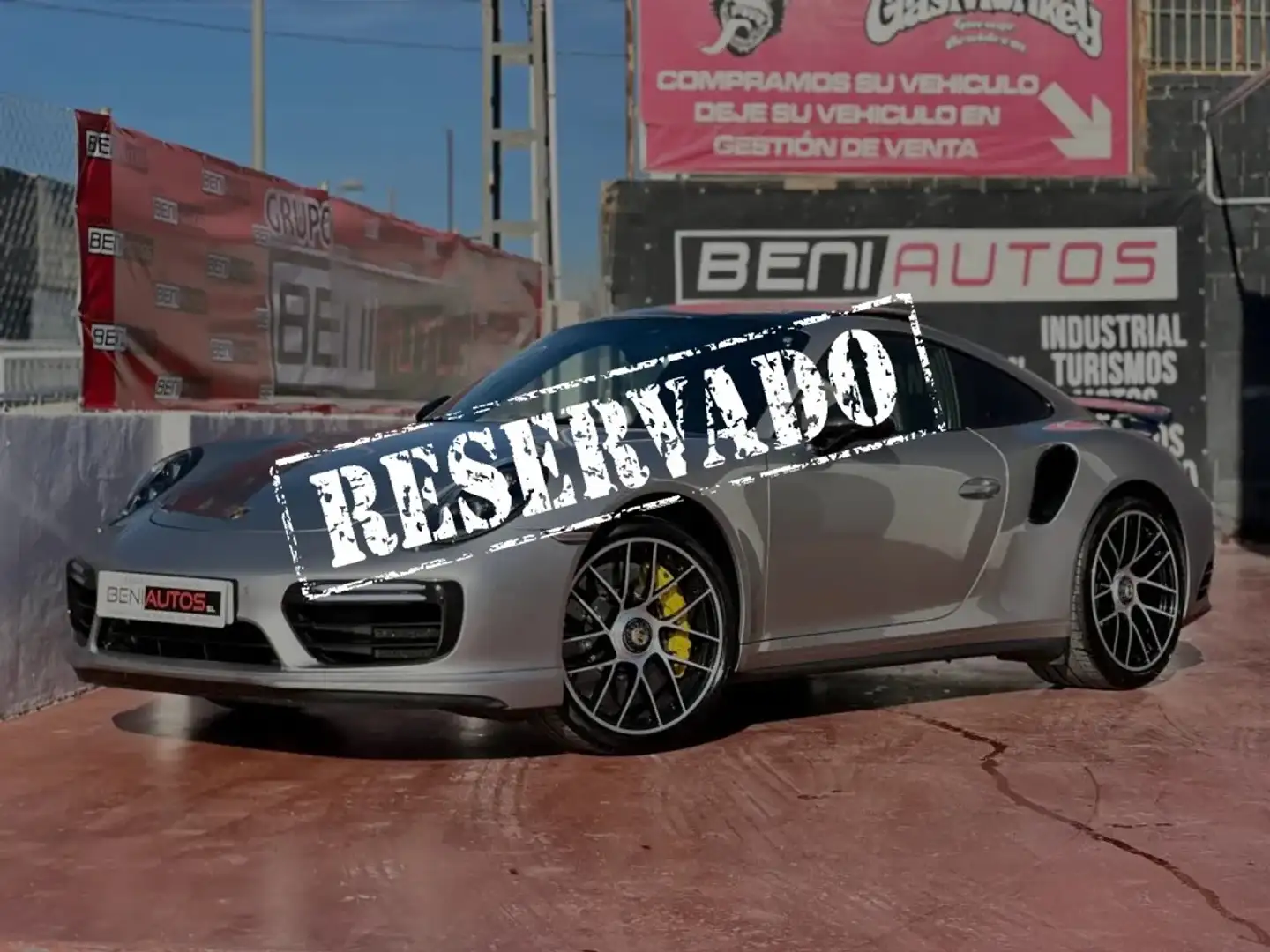 Porsche 991 Turbo S Coupé PDK Grau - 1