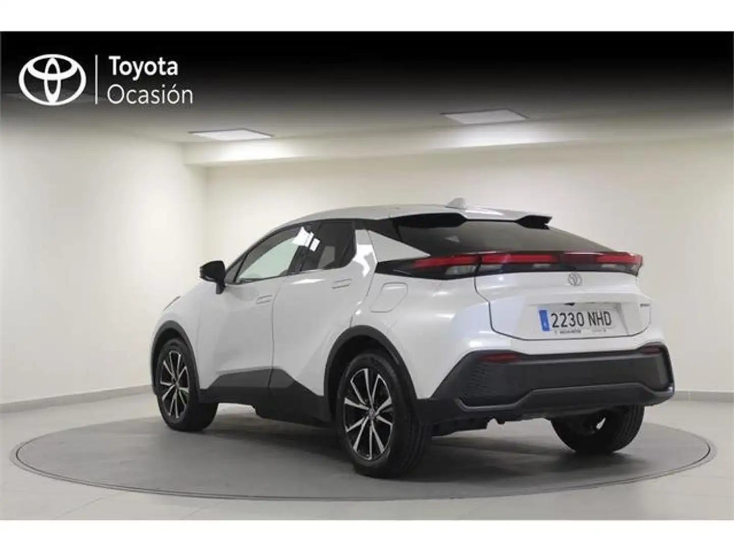 Toyota C-HR 220PH Advance Blanco - 2