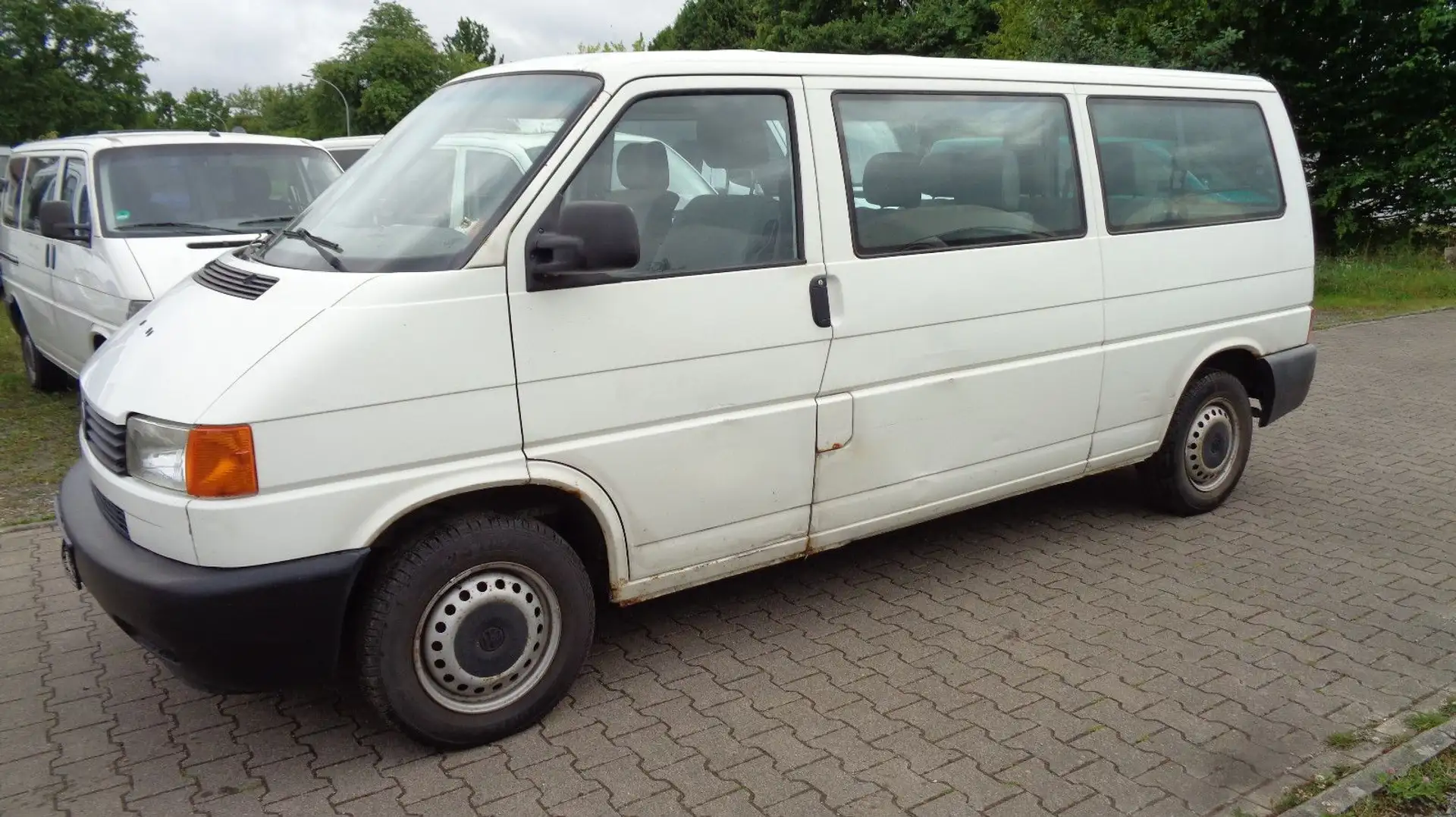 Volkswagen T4 Langer Radstand - 1