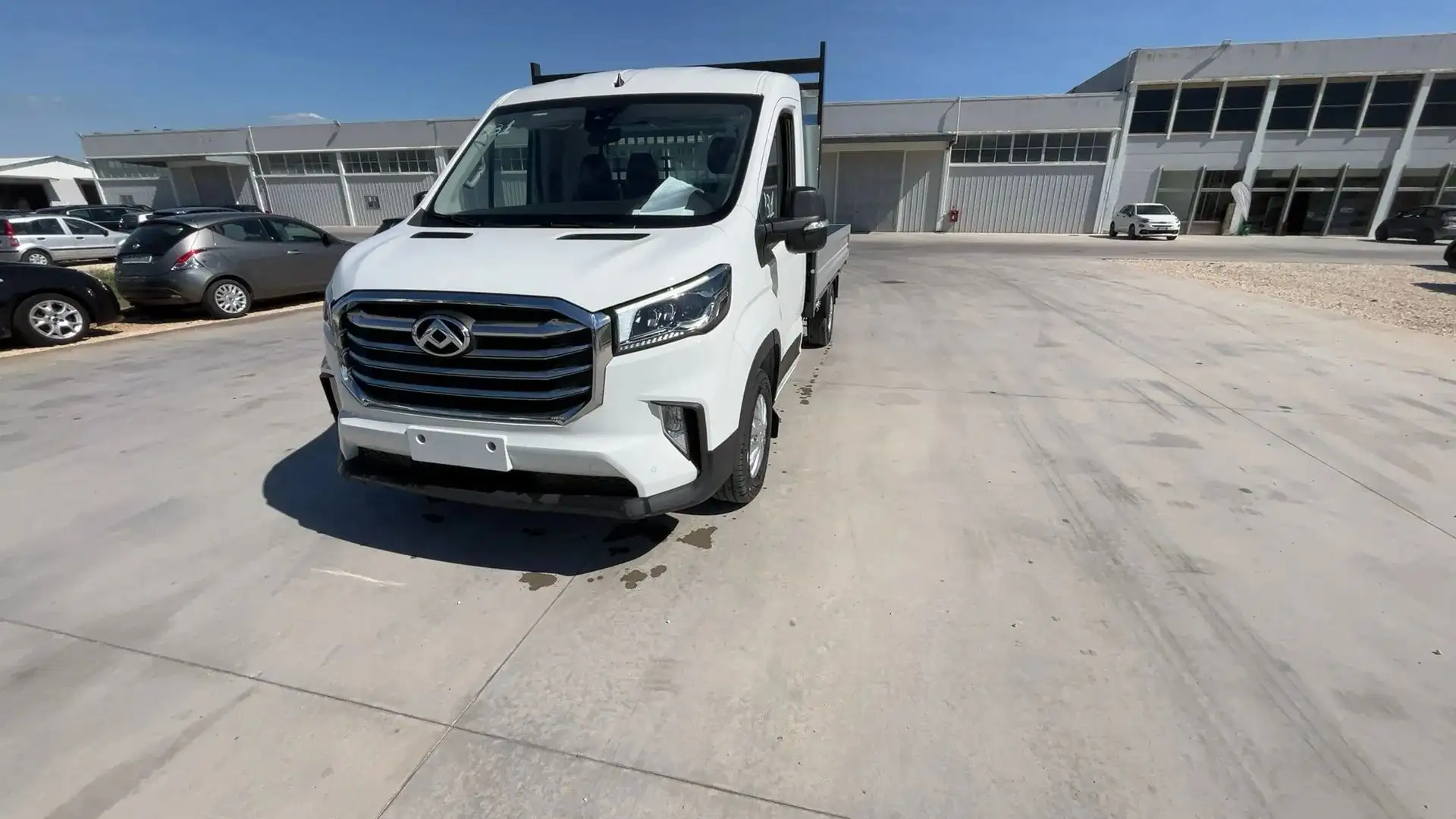 Maxus Deliver 9 Deliver9 rwd R.Sing Cassone Fisso 3600mm Fehér - 1