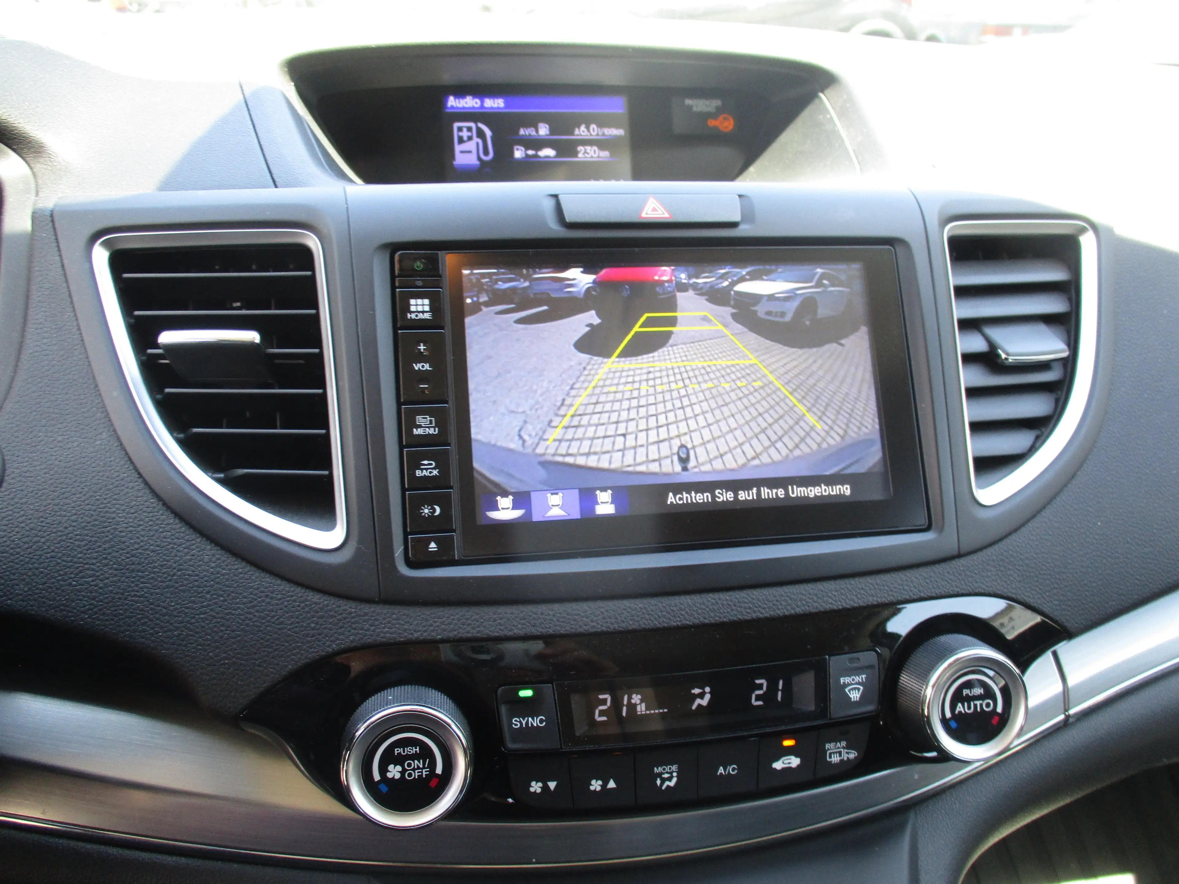 Honda CR-V 4WD — photo 10