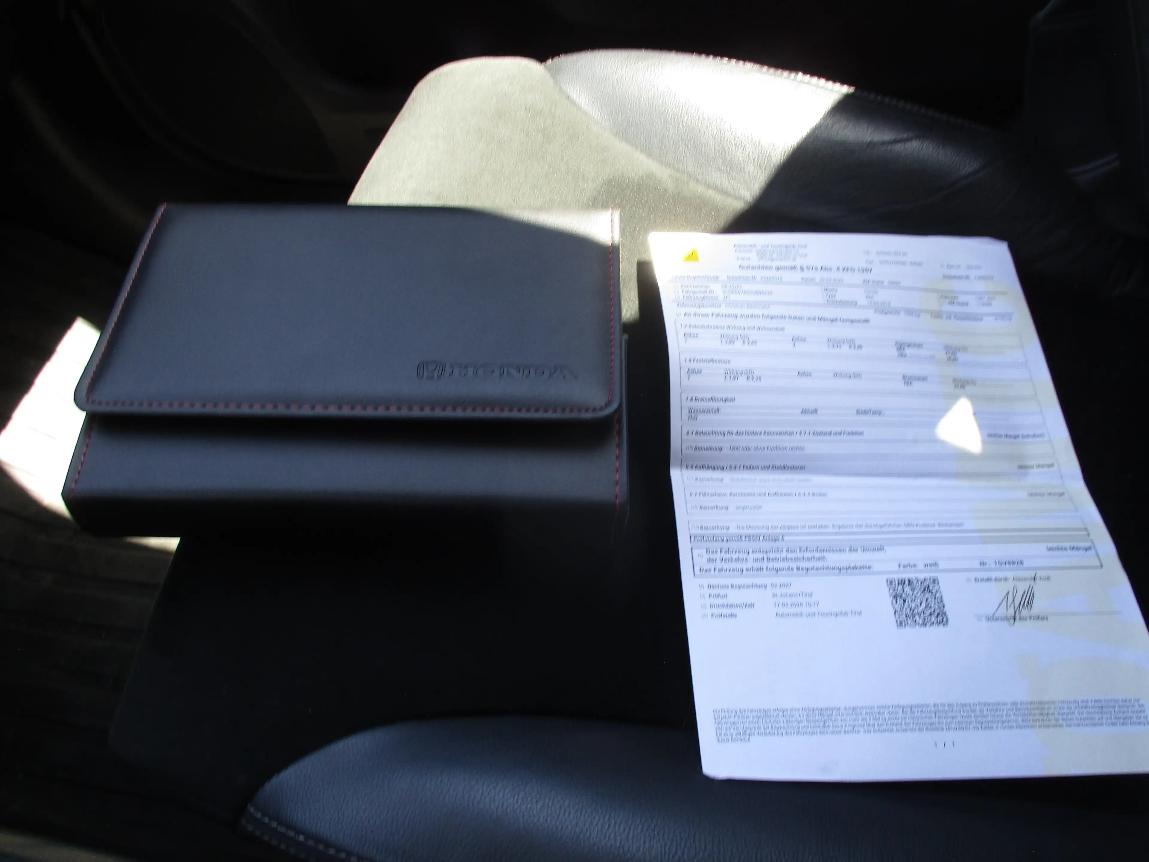 Honda CR-V 4WD — photo 11