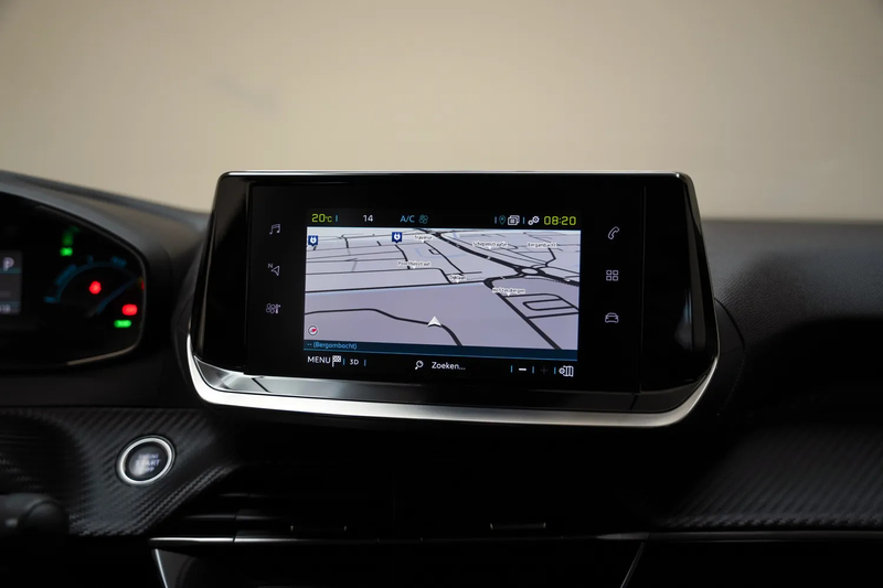 Peugeot e-2008 EV Active Pack 50 kWh 3 fase [ Navi Climate Apple/ — photo 7
