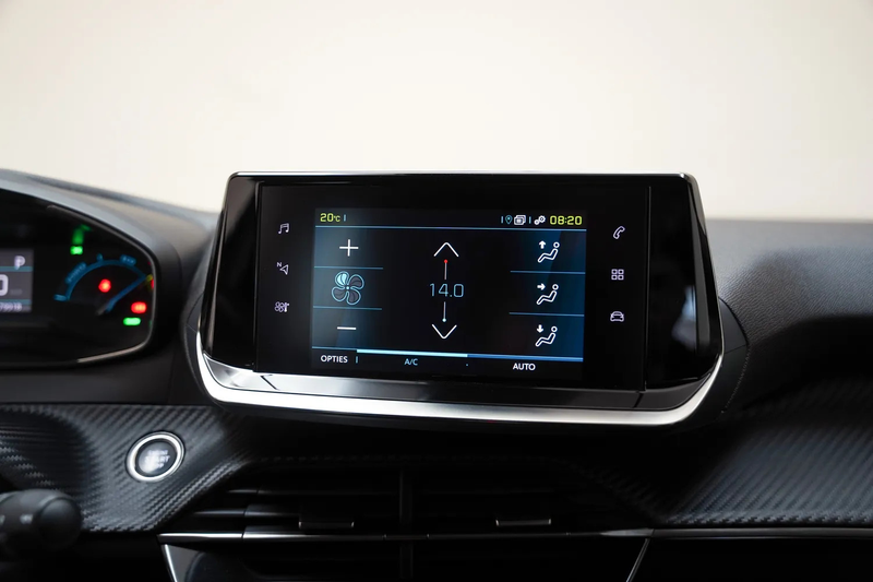 Peugeot e-2008 EV Active Pack 50 kWh 3 fase [ Navi Climate Apple/ — photo 8