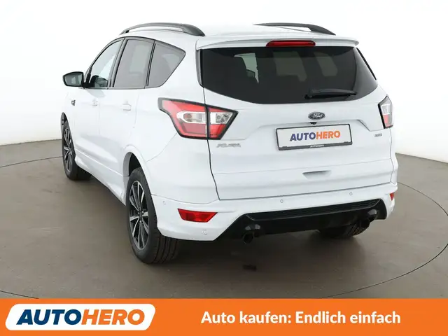 Ford Kuga view 4