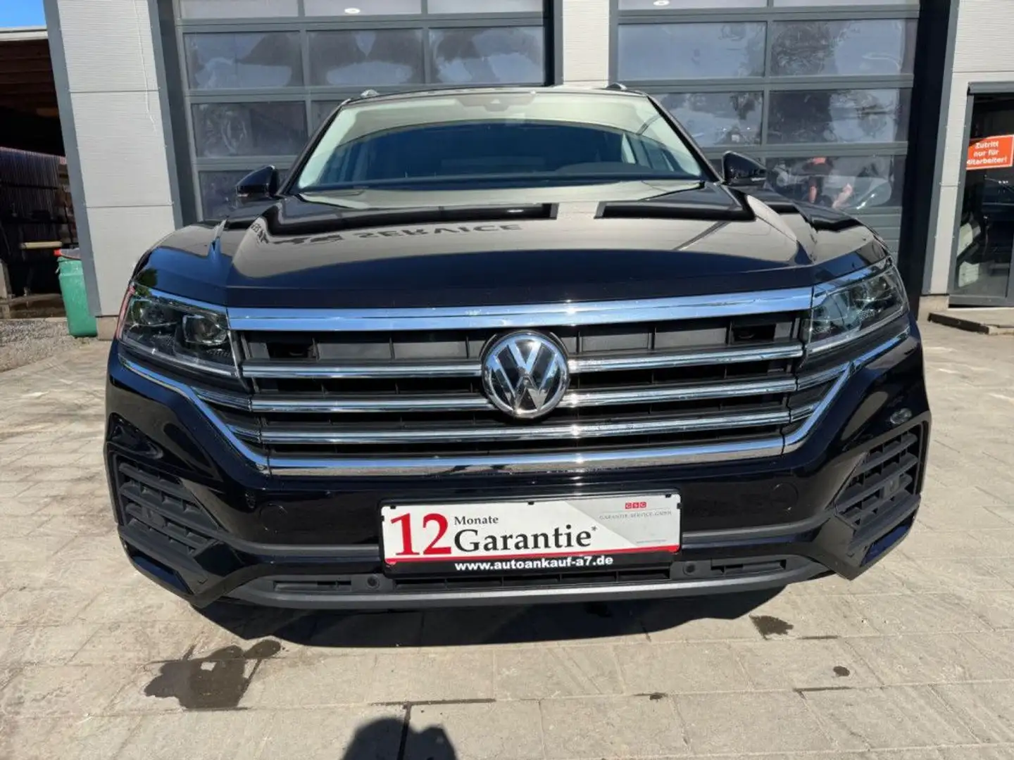 Volkswagen Touareg 3.0 V6 TDI 4Motion DPF *1. Hand/PANO* Negro - 2