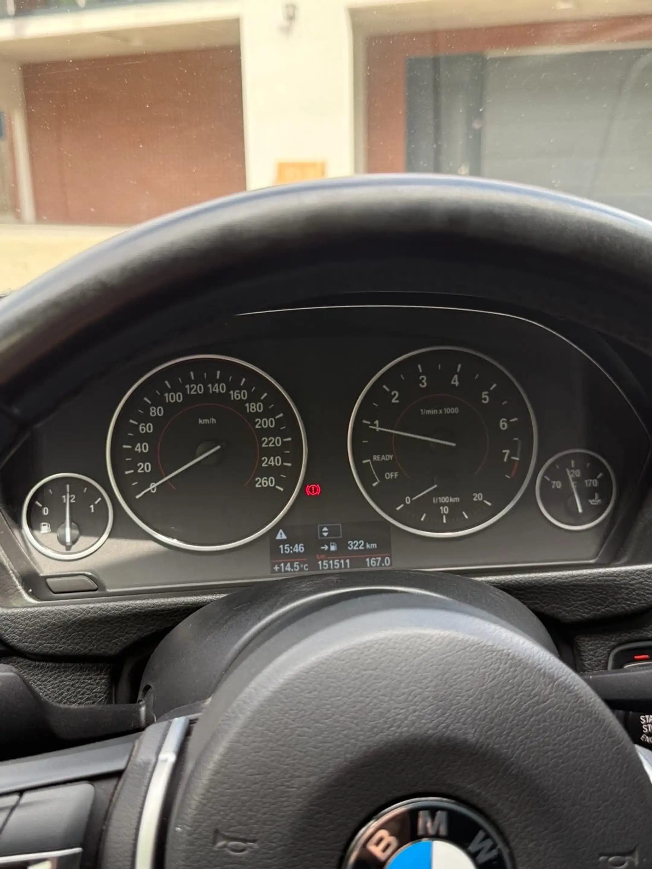 BMW 318 318i Pack M Facelift — photo 8